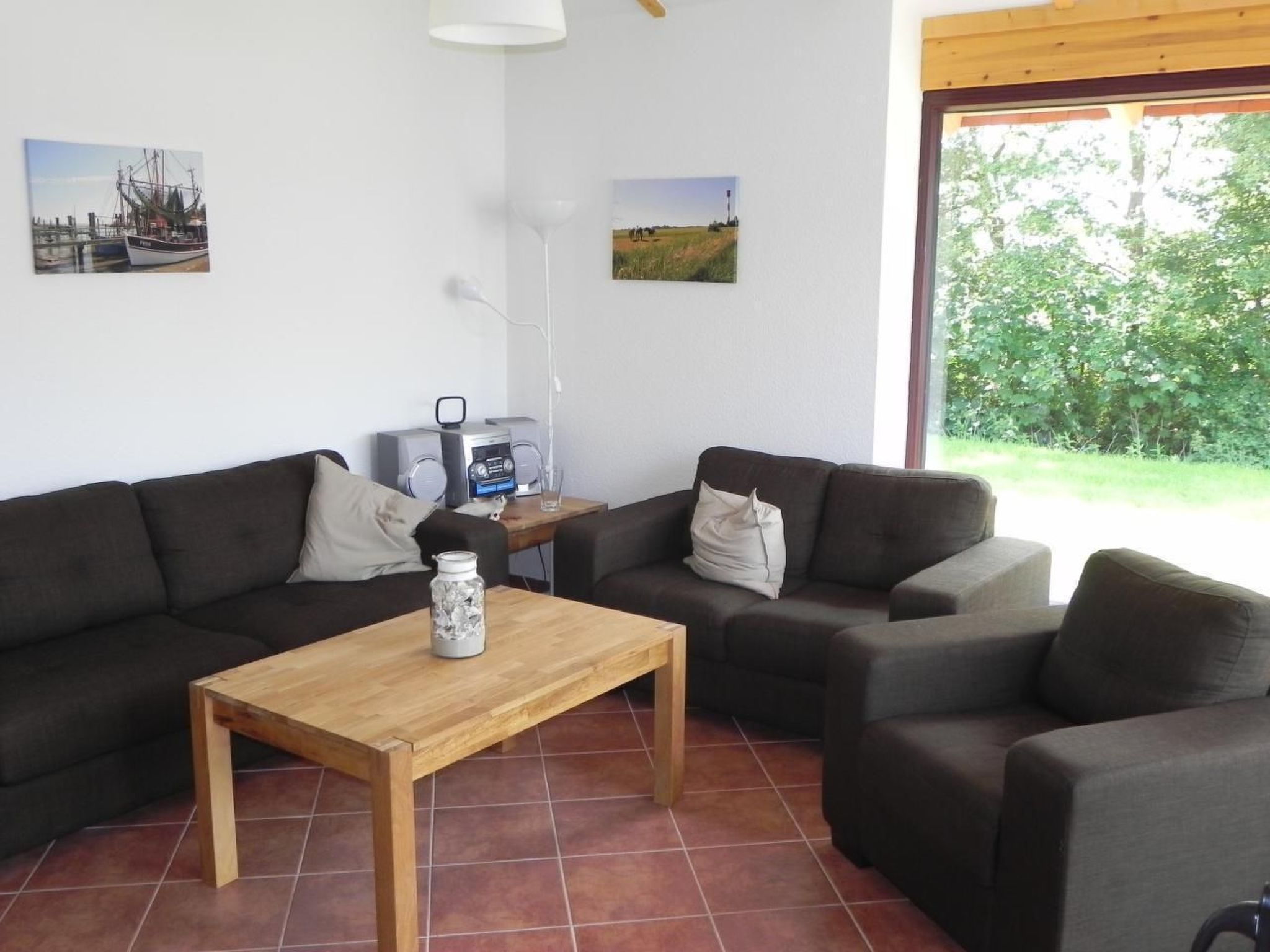 E18 Ferienhaus mit Garten und Terrasse-Binnen