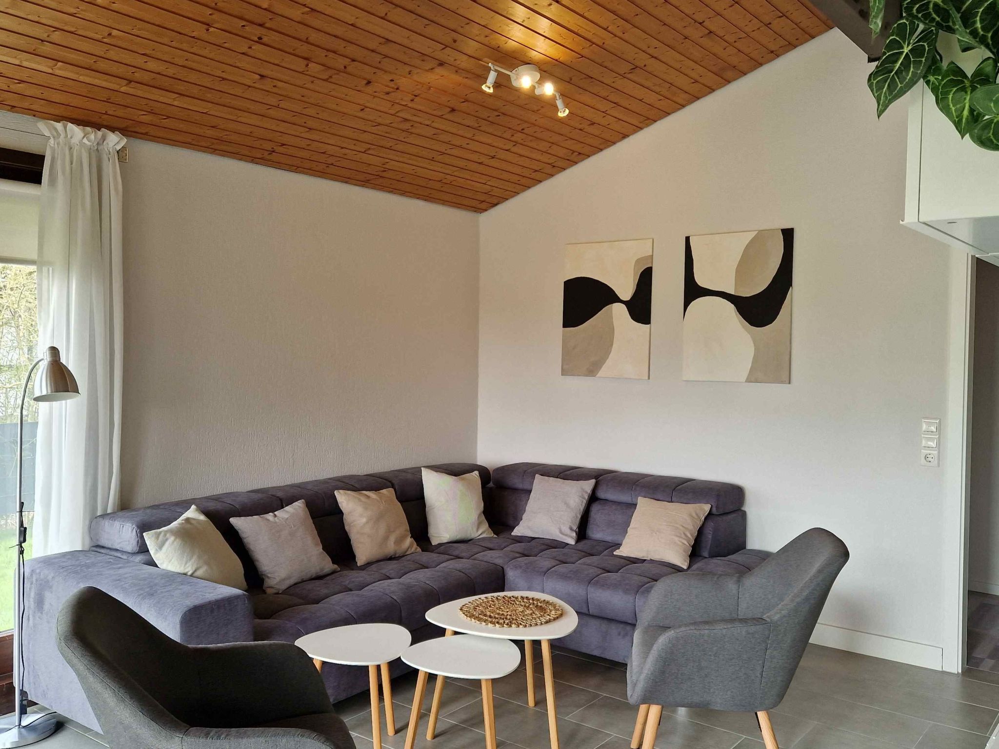 Haus F 21, Randlage mit Wiesenweitblick eingezäunt-Inside