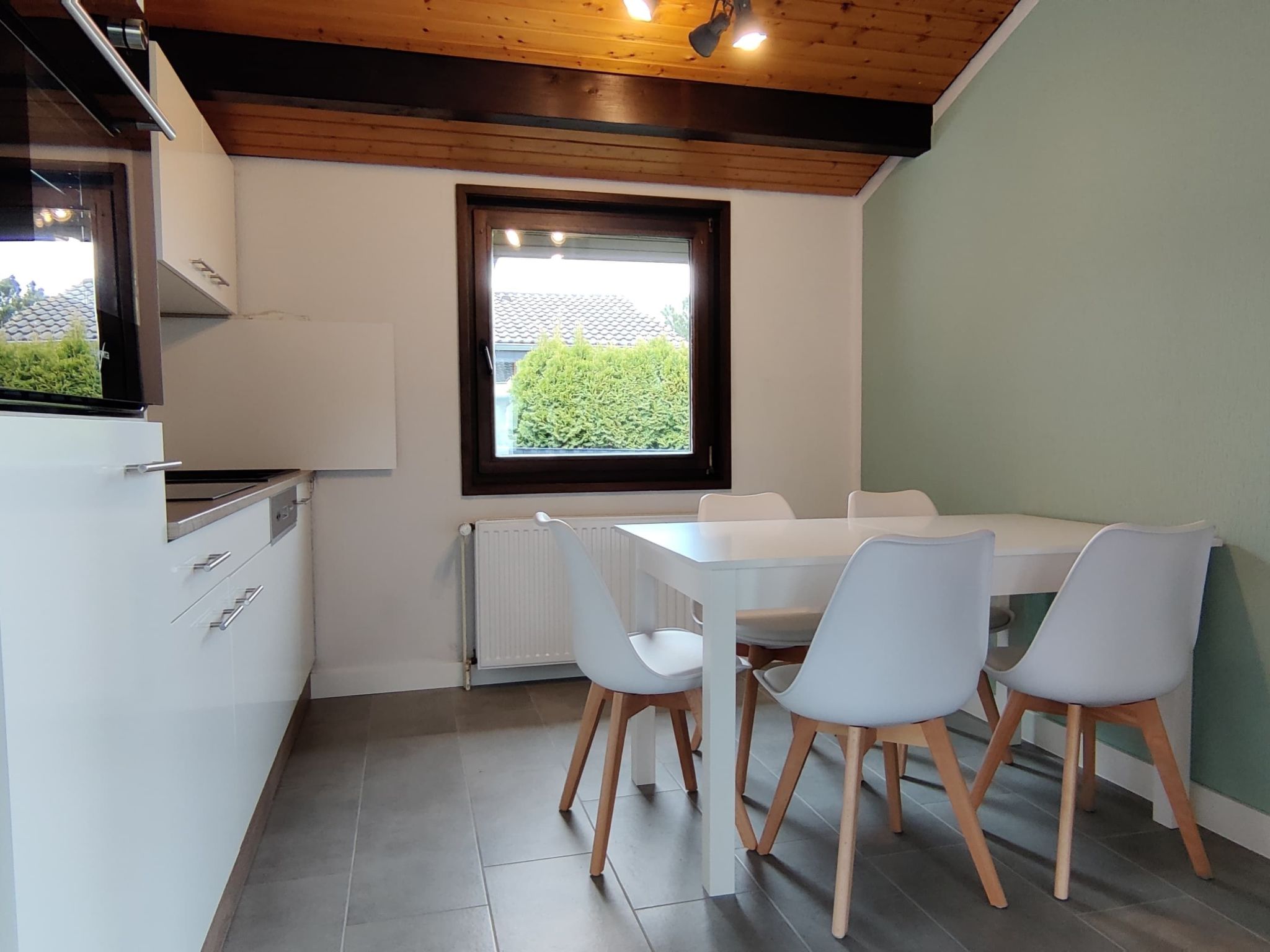 Haus F 21, Randlage mit Wiesenweitblick eingezäunt-Inside