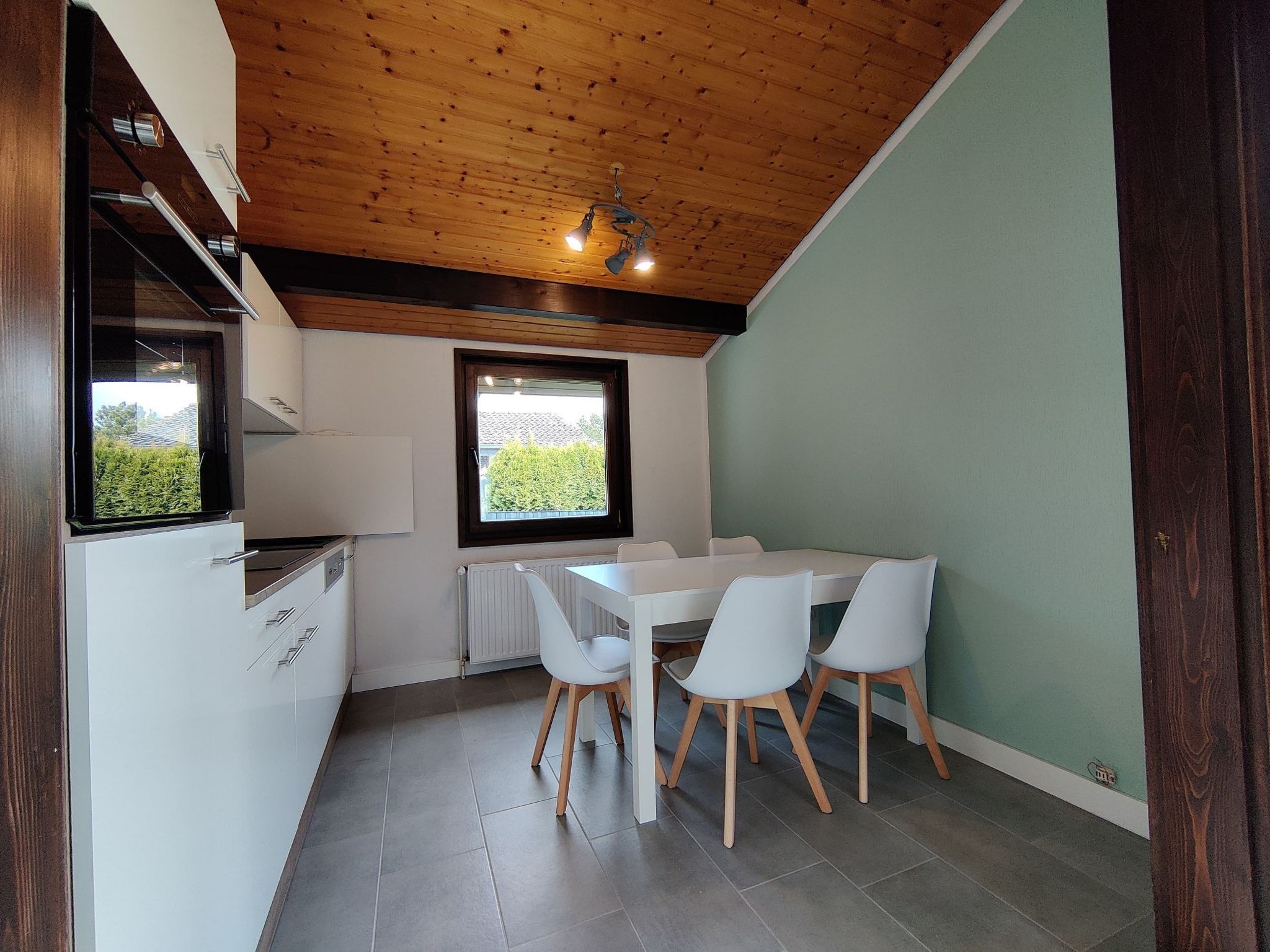 Haus F 21, Randlage mit Wiesenweitblick eingezäunt-Inside