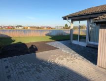 Vrijstaande bungalow aan het Binnenmeer met weids uitzicht over het water - thumbnail 1