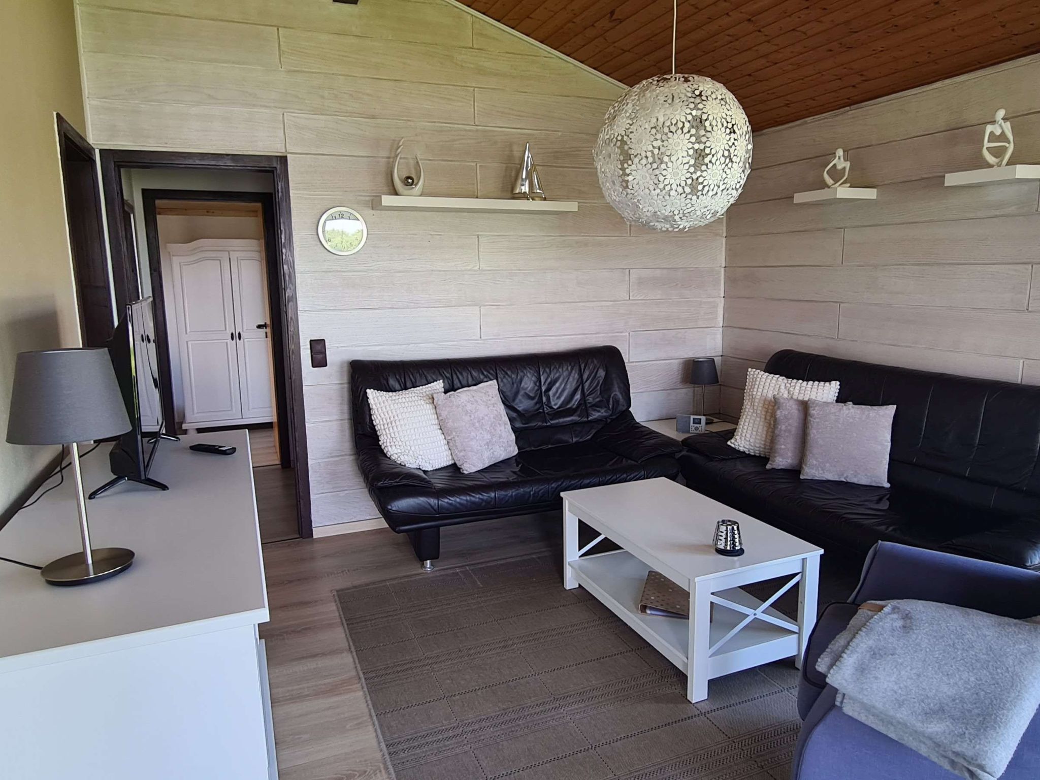 B 2 direkt am Binnensee, Seeblick