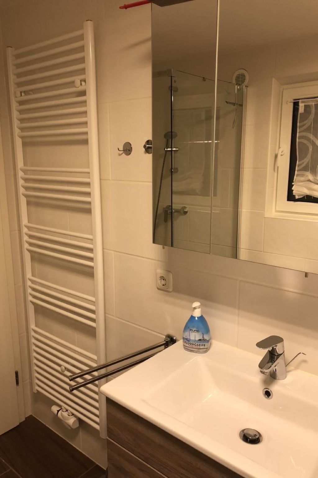 E3 Haus mit Wintergarten, Kamin und Deichblick-Binnen