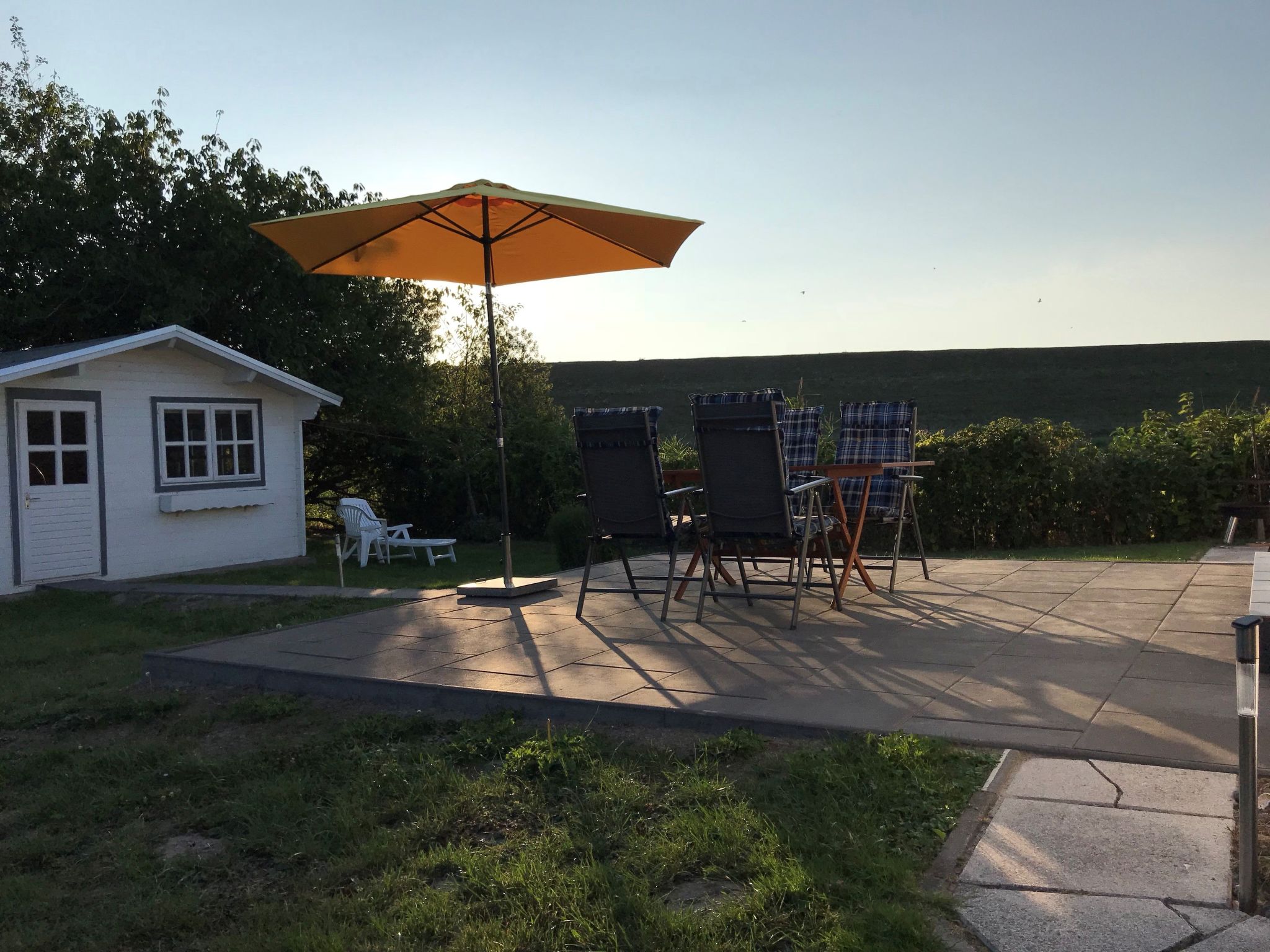 E3 Haus mit Wintergarten, Kamin und Deichblick-Binnen