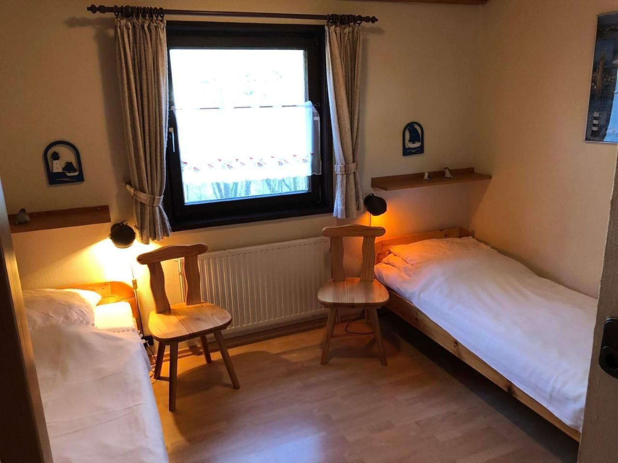 D4 Haus in Eckwarderhörne mit Terrasse und Garten-Binnen