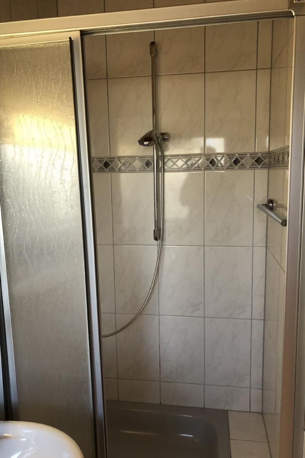 D4 Haus in Eckwarderhörne mit Terrasse und Garten-Binnen