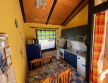 Vrijstaande bungalow aan zee en meer in Burhave, 100m van het strand - thumbnail 5