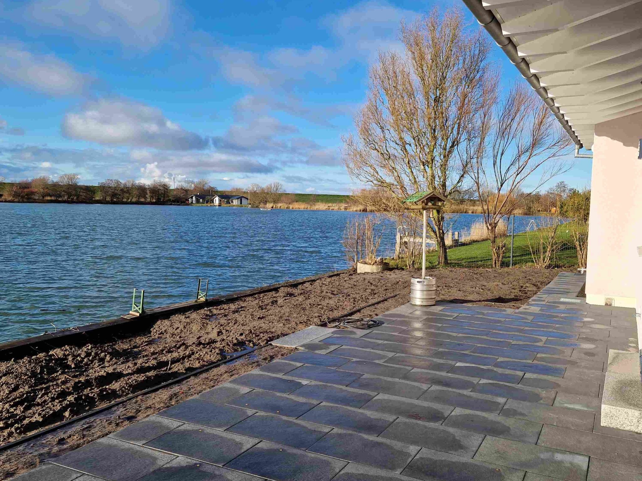 A 17 mit eigenem exklusivem Zugang zum Binnensee