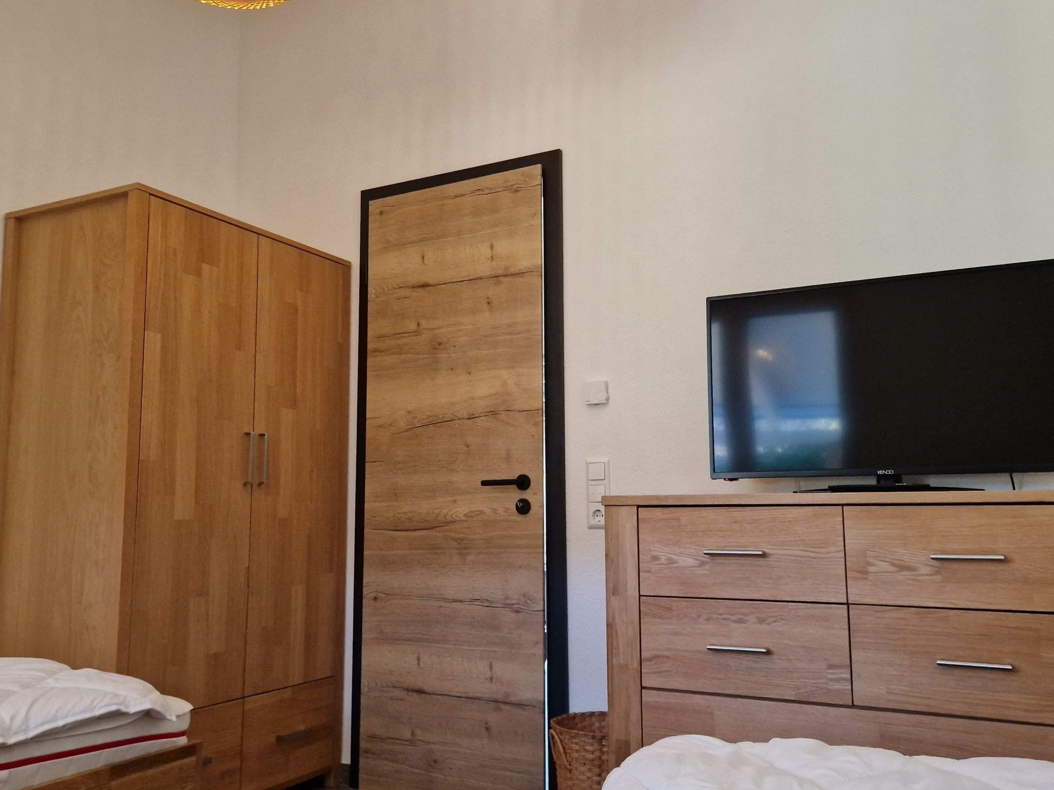 A 17 mit eigenem exklusivem Zugang zum Binnensee-Image-tags.info