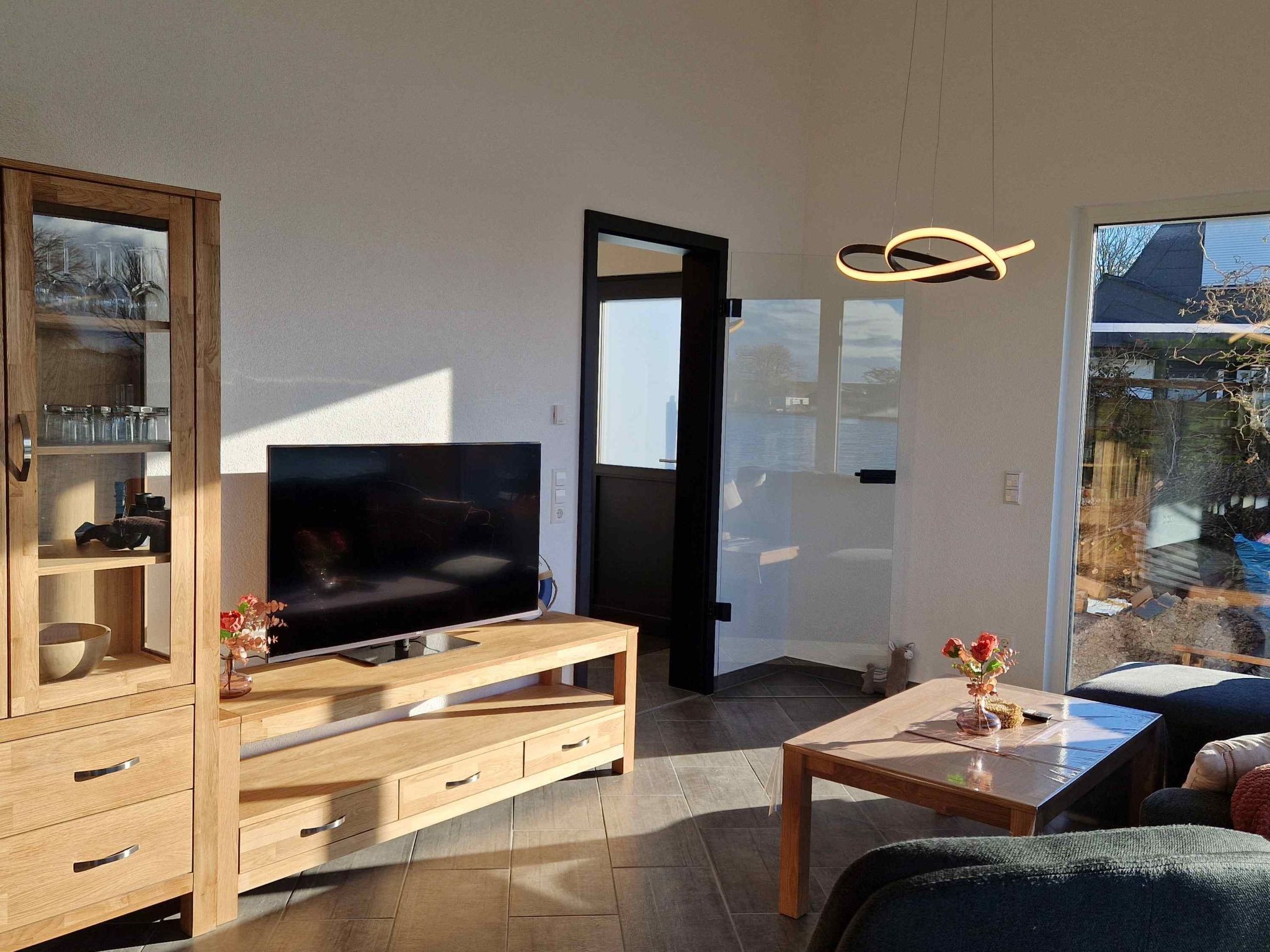 A 17 mit eigenem exklusivem Zugang zum Binnensee-Image-tags.info