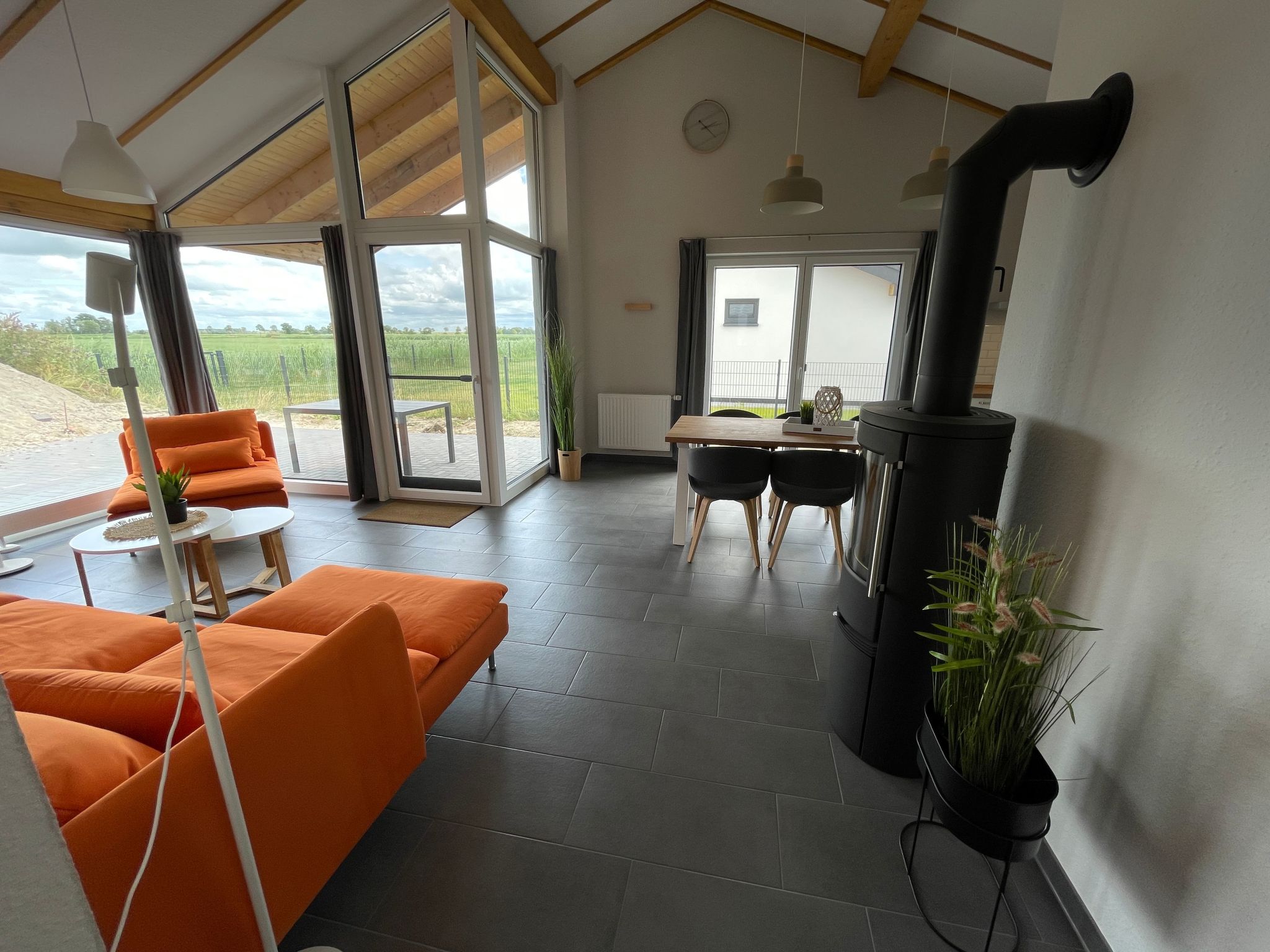 G1 Eingezäuntes Haus mit Kamin in Eckwarderhörne-Inside