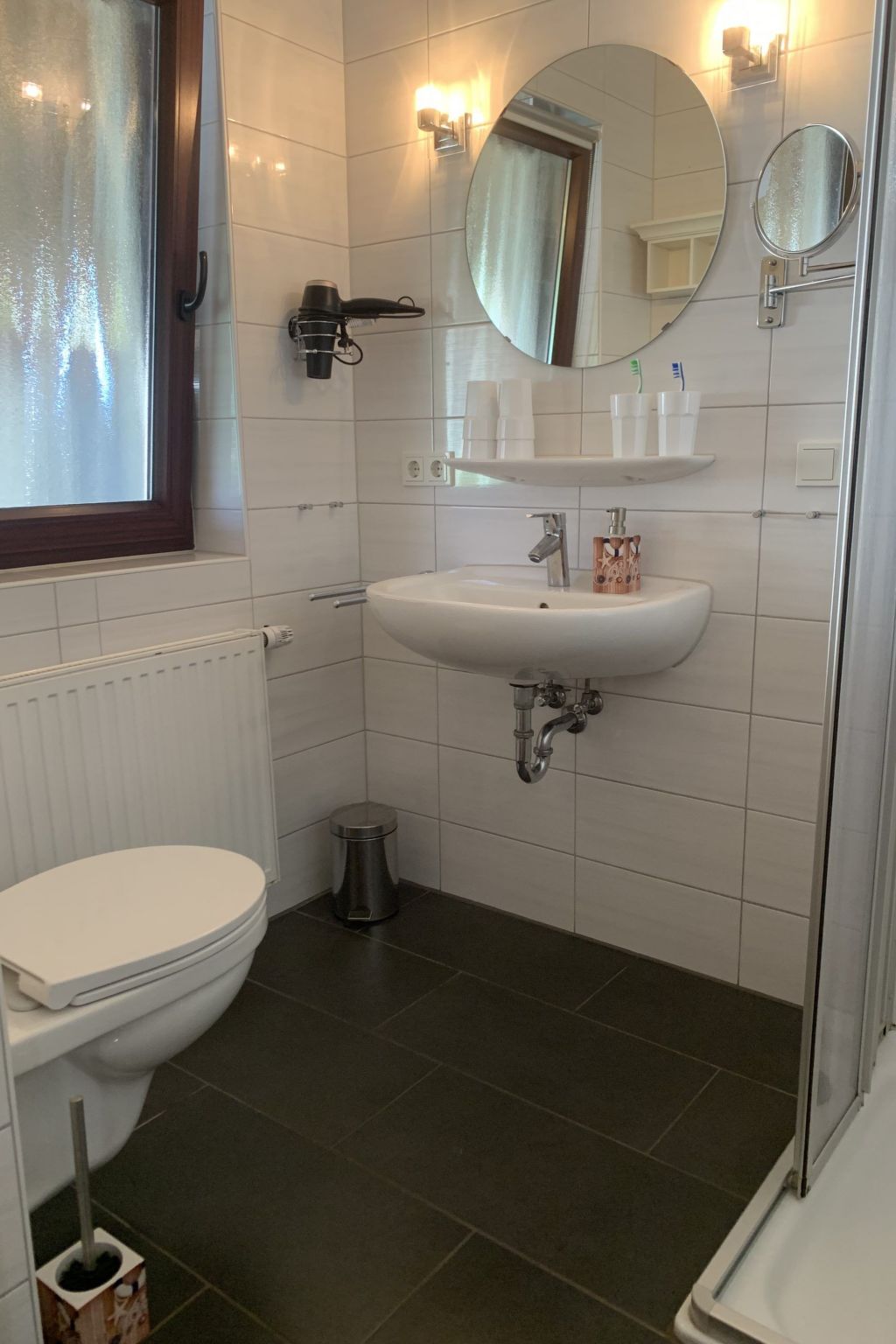 M1 Ferienhaus mit Garten, Terrasse und Carport-Inside