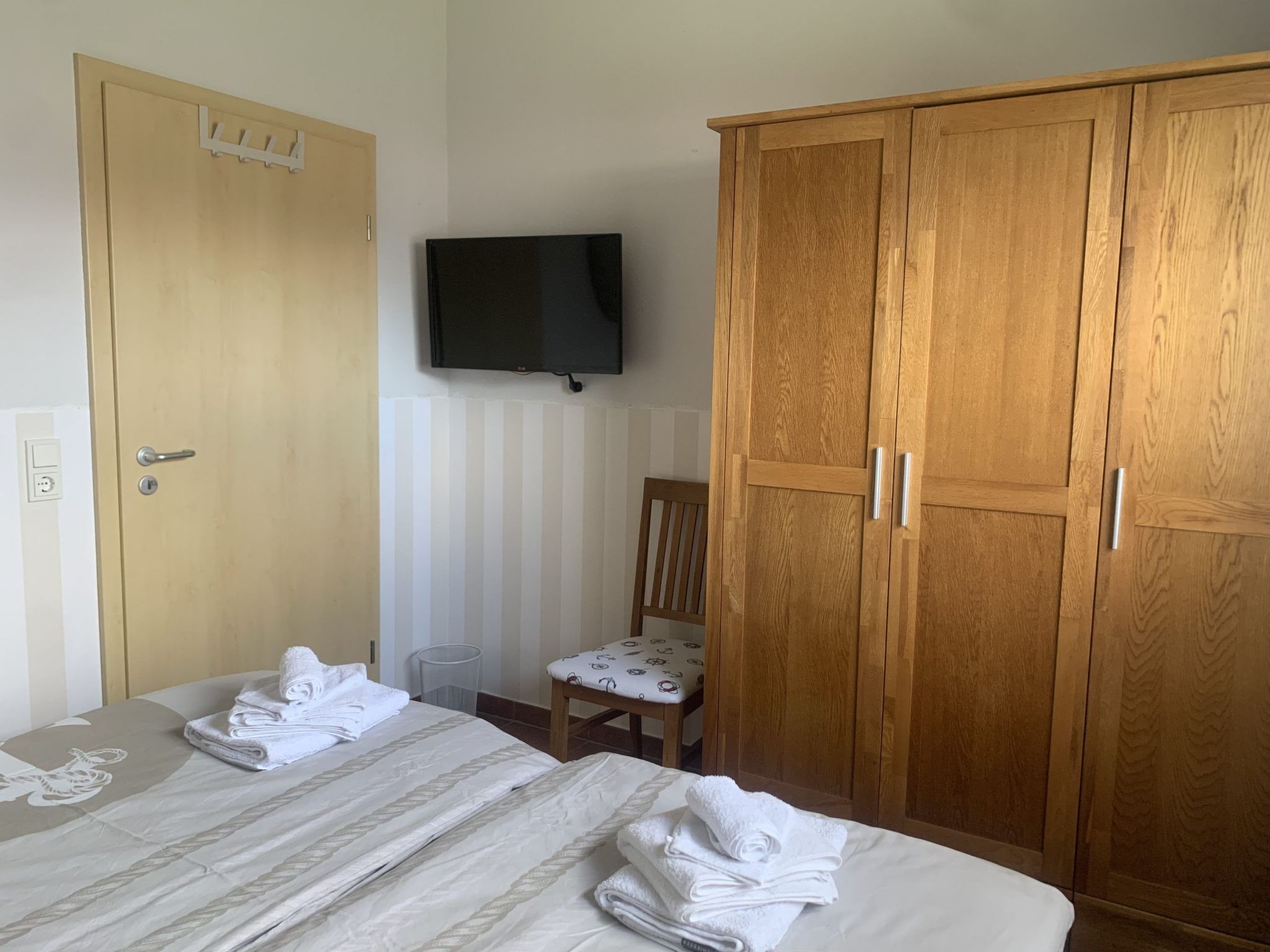 M1 Ferienhaus mit Garten, Terrasse und Carport-Inside