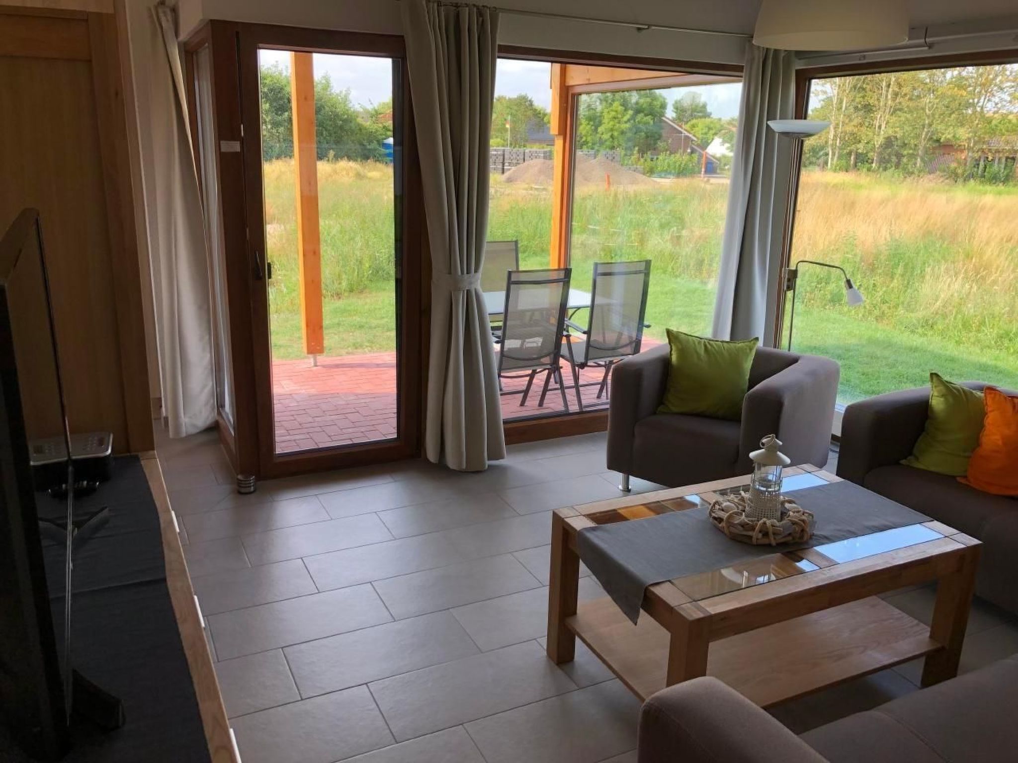 N6 Ferienhaus mit Garten in Eckwarderhörne-Inside