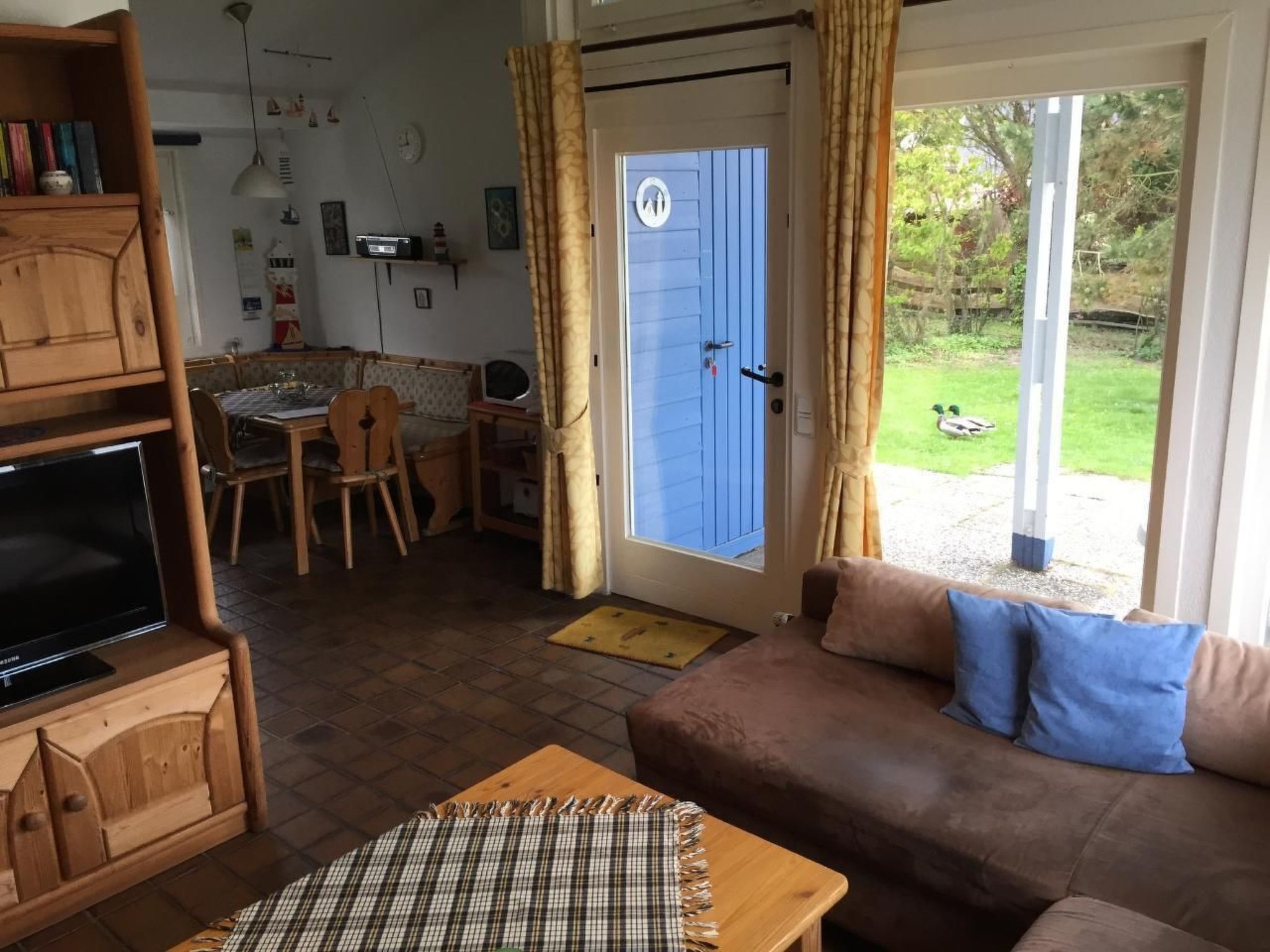 Direkt am Binnensee mit eigenem Steg-Image-tags.info