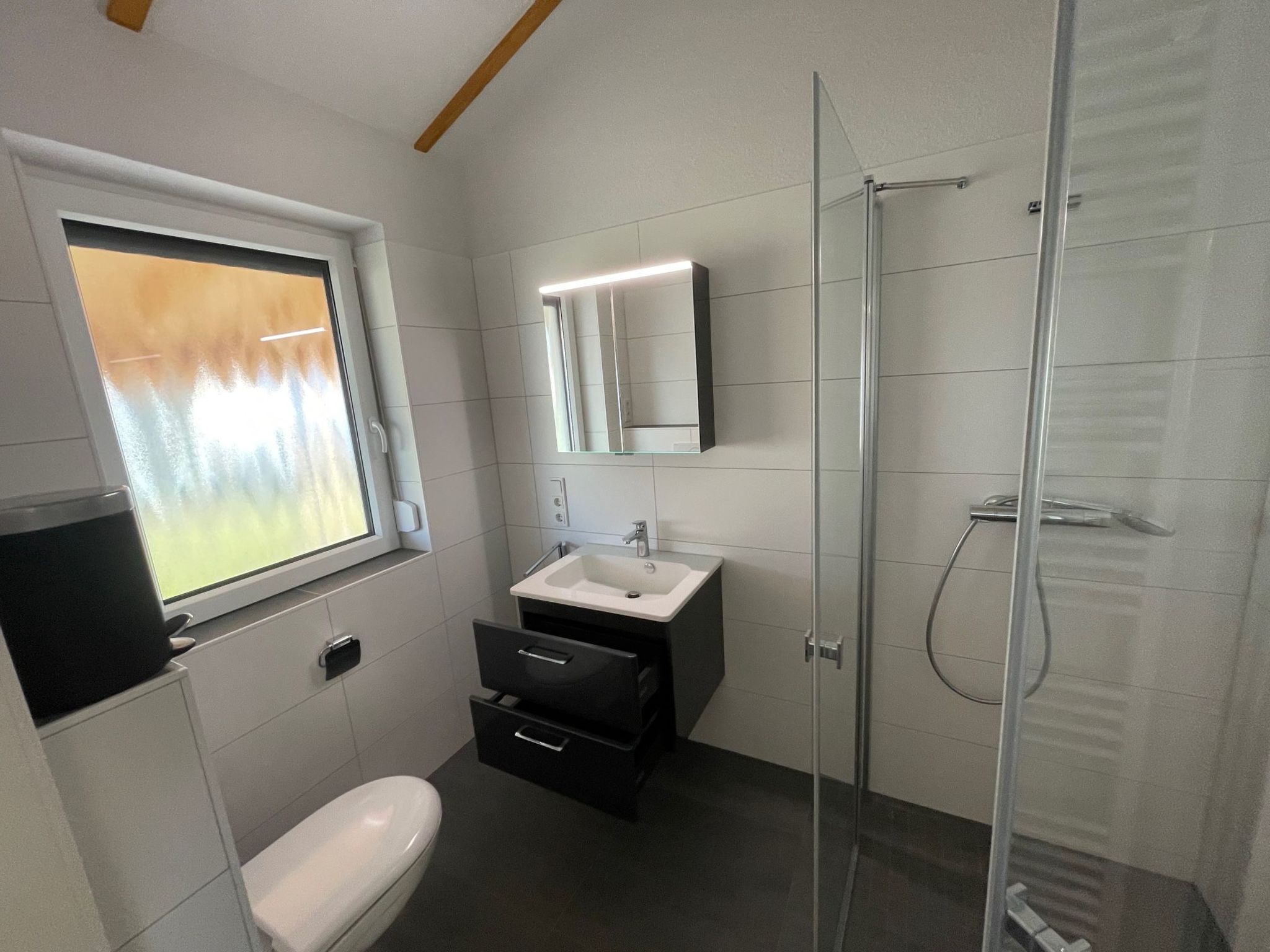 G6 Freistehendes Haus mit Garten und Wallbox-Inside