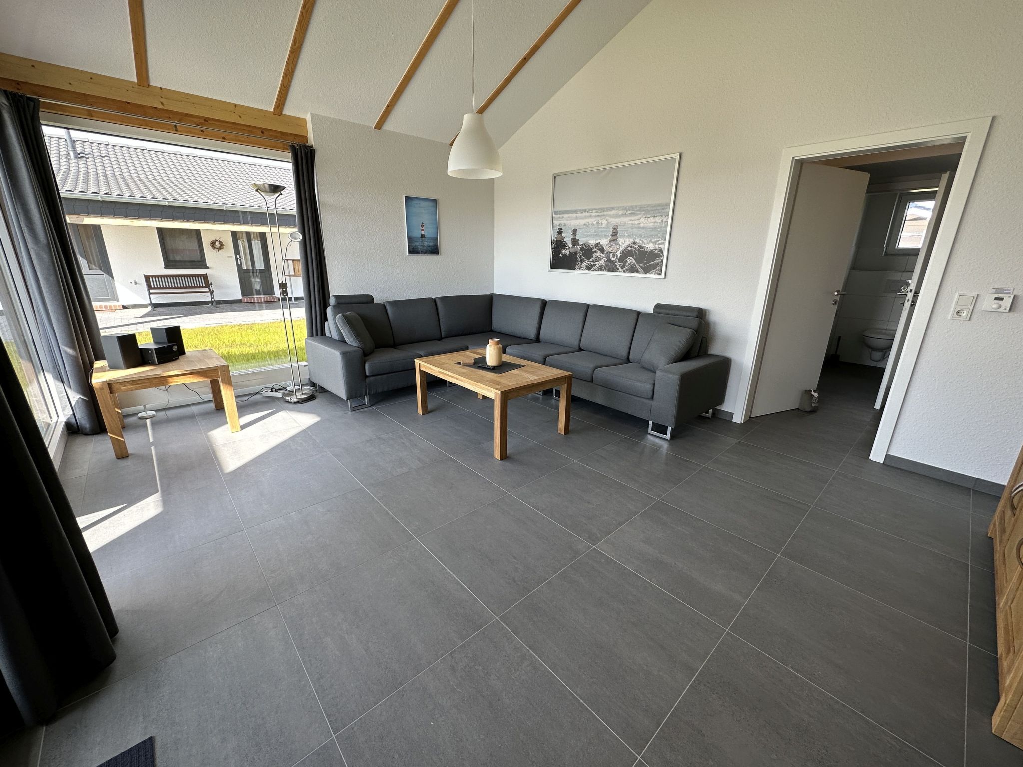 G6 Freistehendes Haus mit Garten und Wallbox-Inside