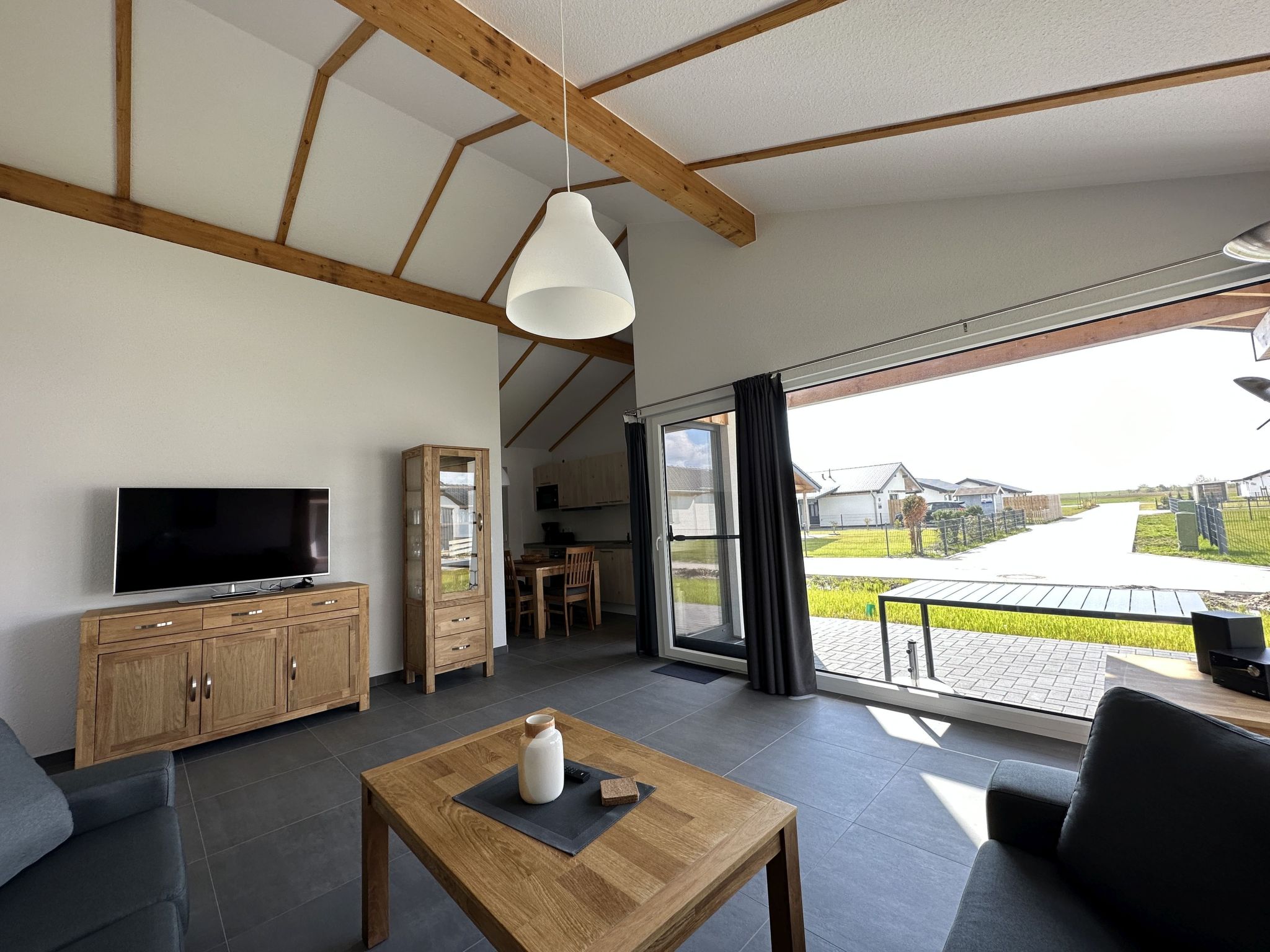 G6 Freistehendes Haus mit Garten und Wallbox-Inside