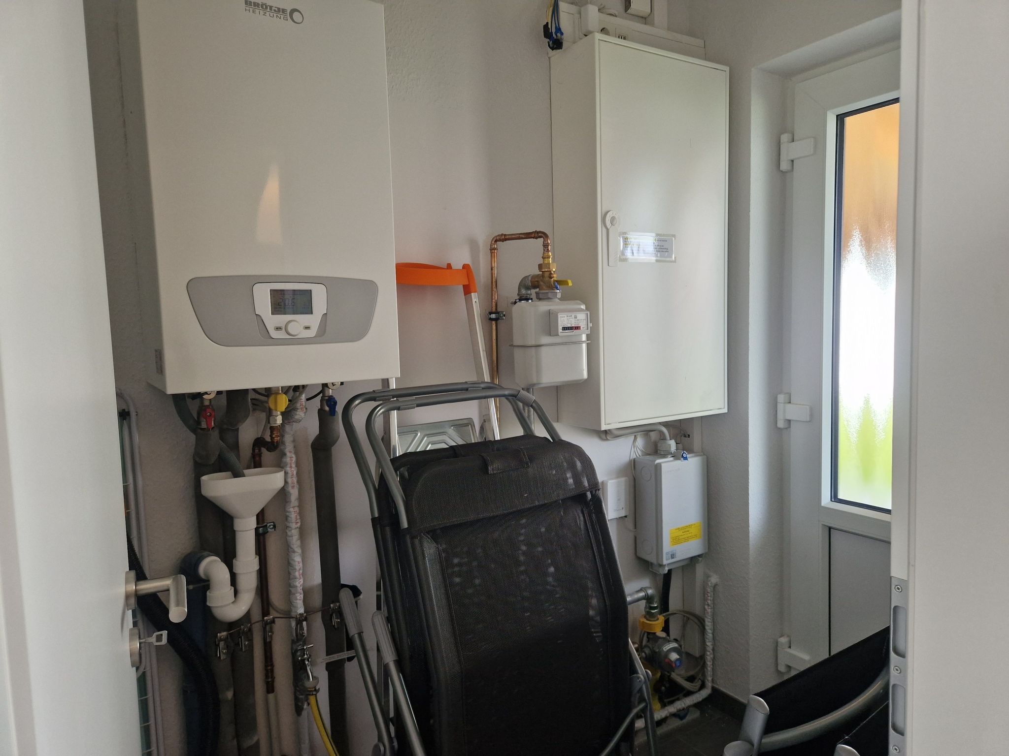 G6 Freistehendes Haus mit Garten und Wallbox-Inside