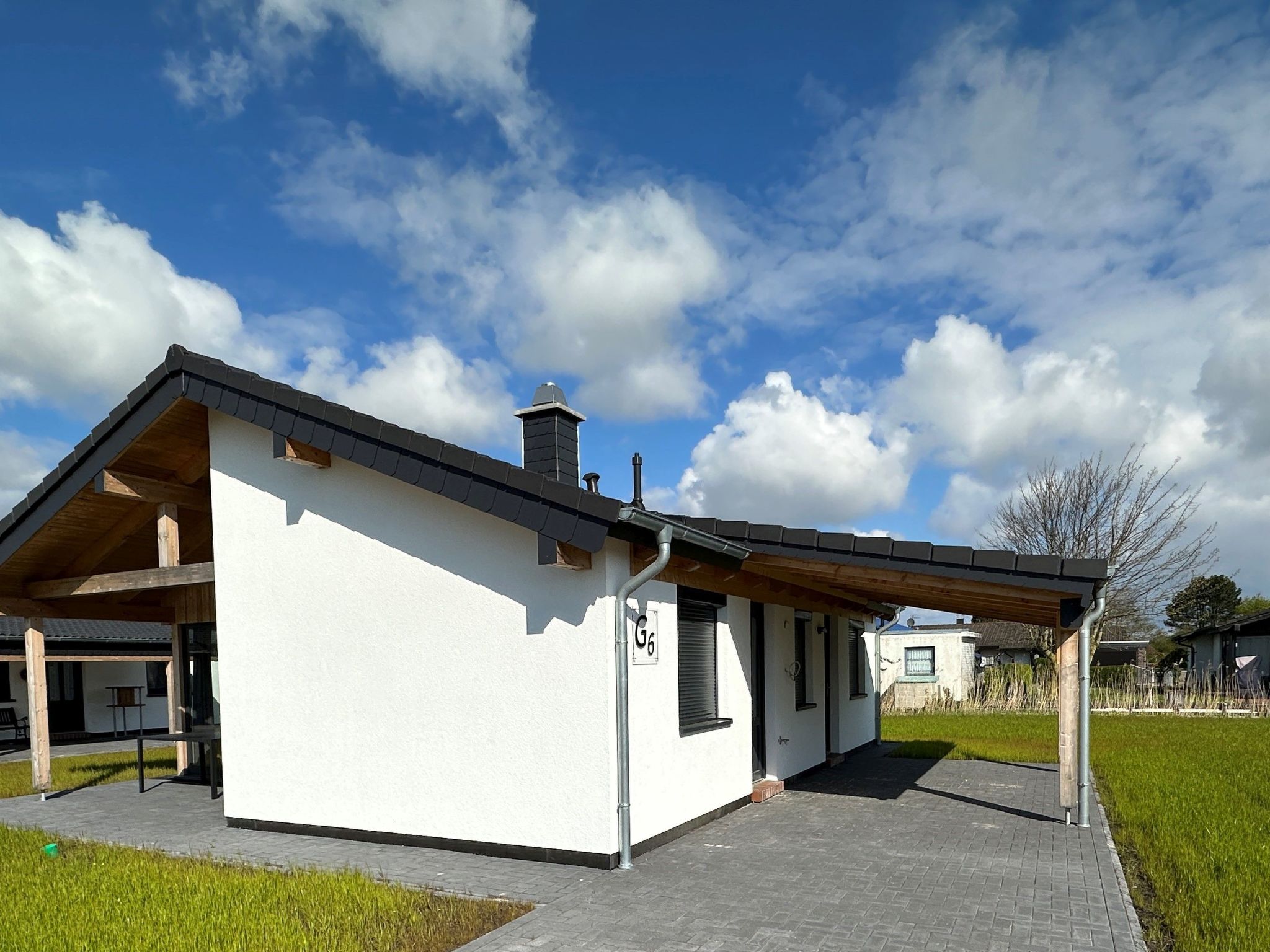 G6 Freistehendes Haus mit Garten und Wallbox-Inside