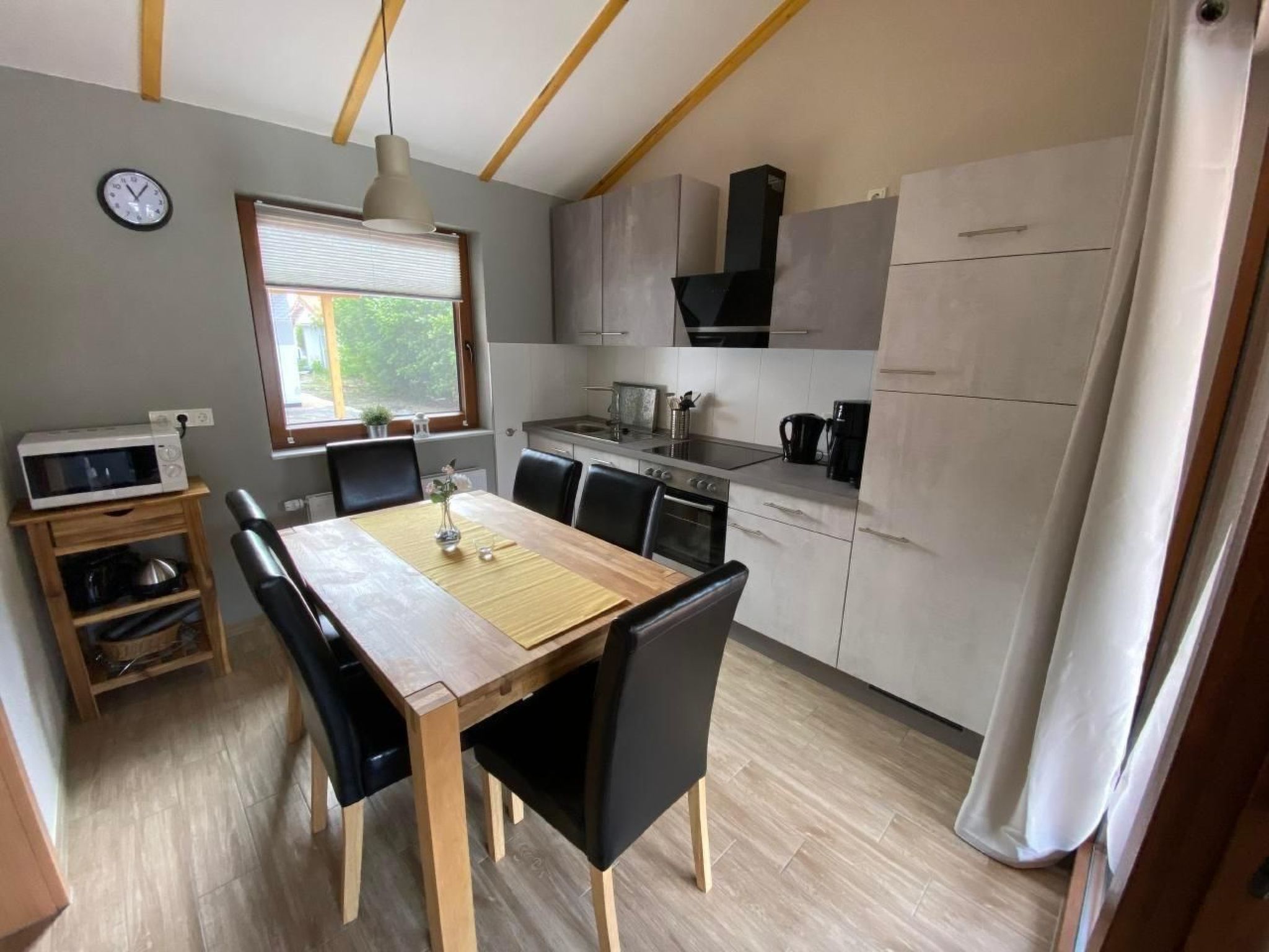 N5 Eingezäuntes Ferienhaus mit ebenerdiger Dusche-Binnen