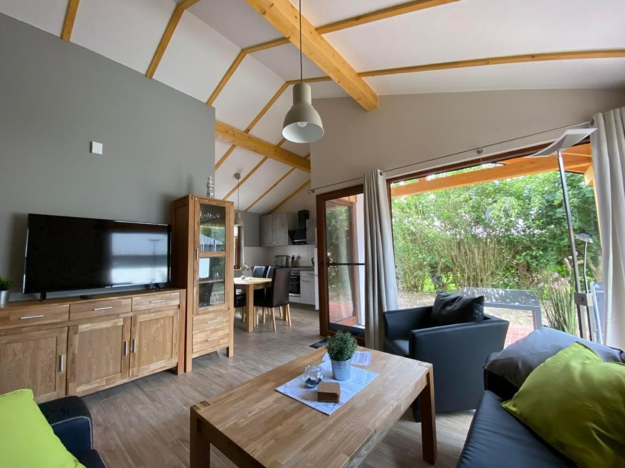 N5 Eingezäuntes Ferienhaus mit ebenerdiger Dusche-Binnen