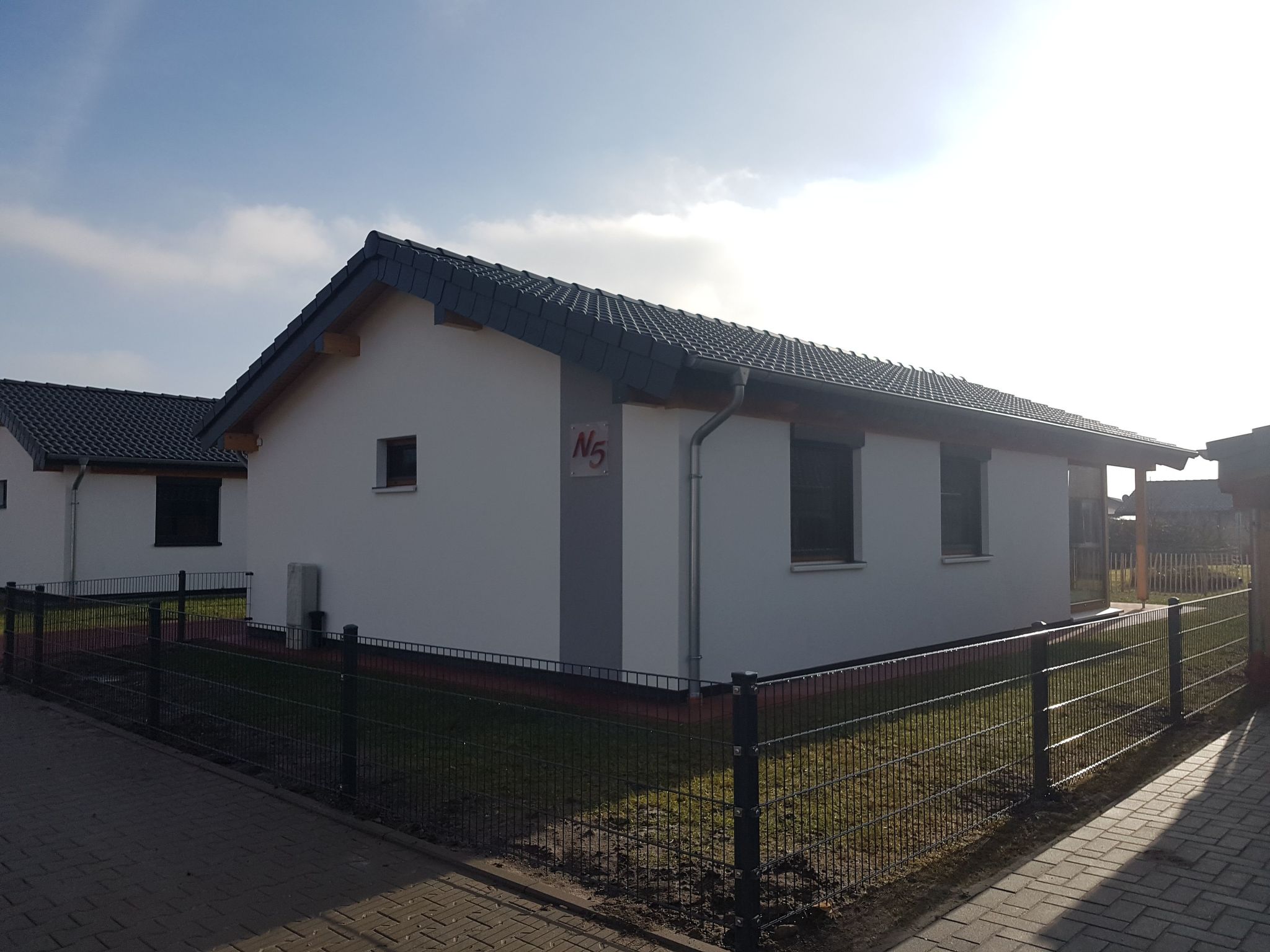 N5 Eingezäuntes Ferienhaus mit ebenerdiger Dusche-Binnen