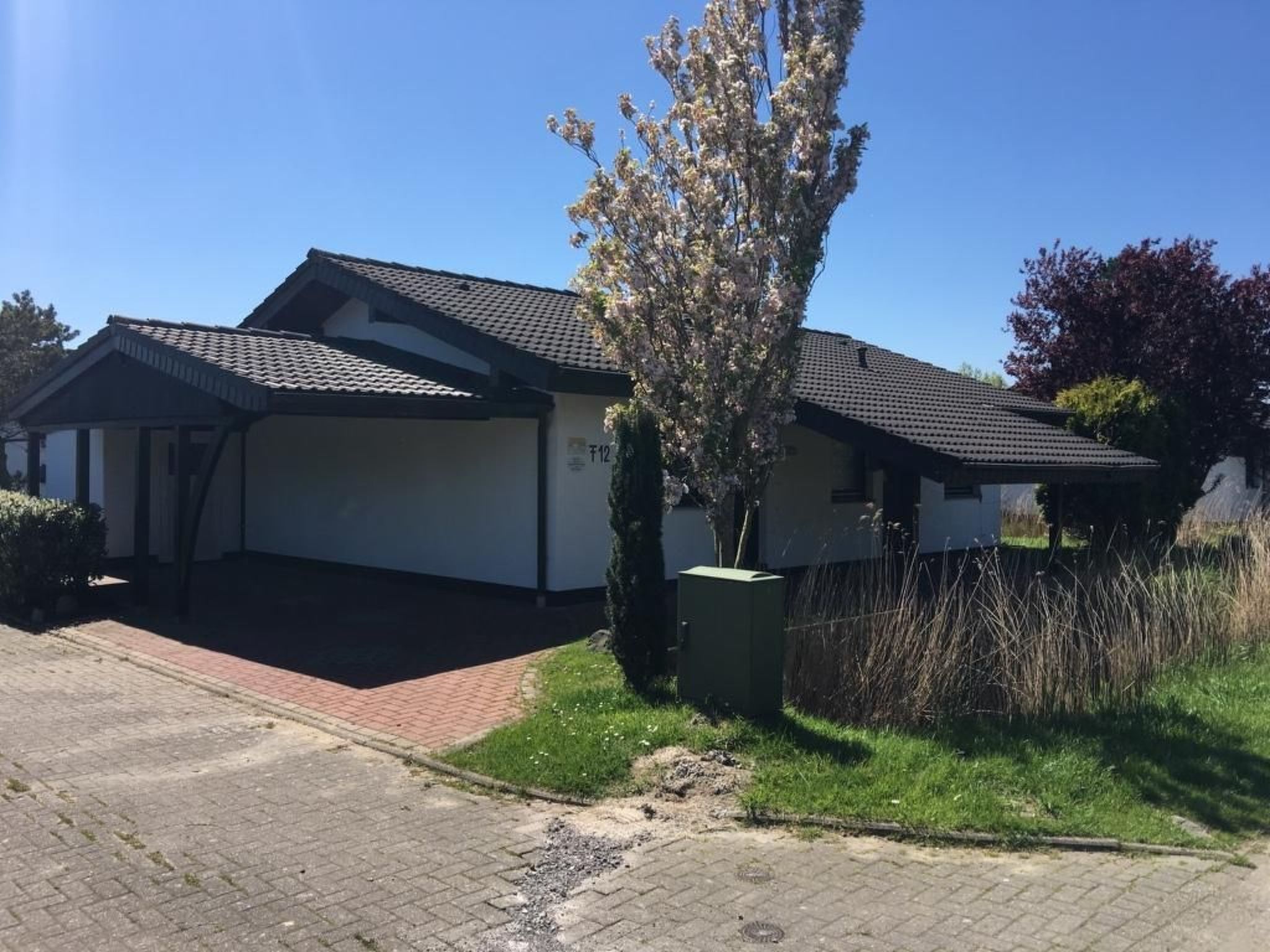 F12 Freistehendes Haus mit Garten an der Nordsee-Binnen