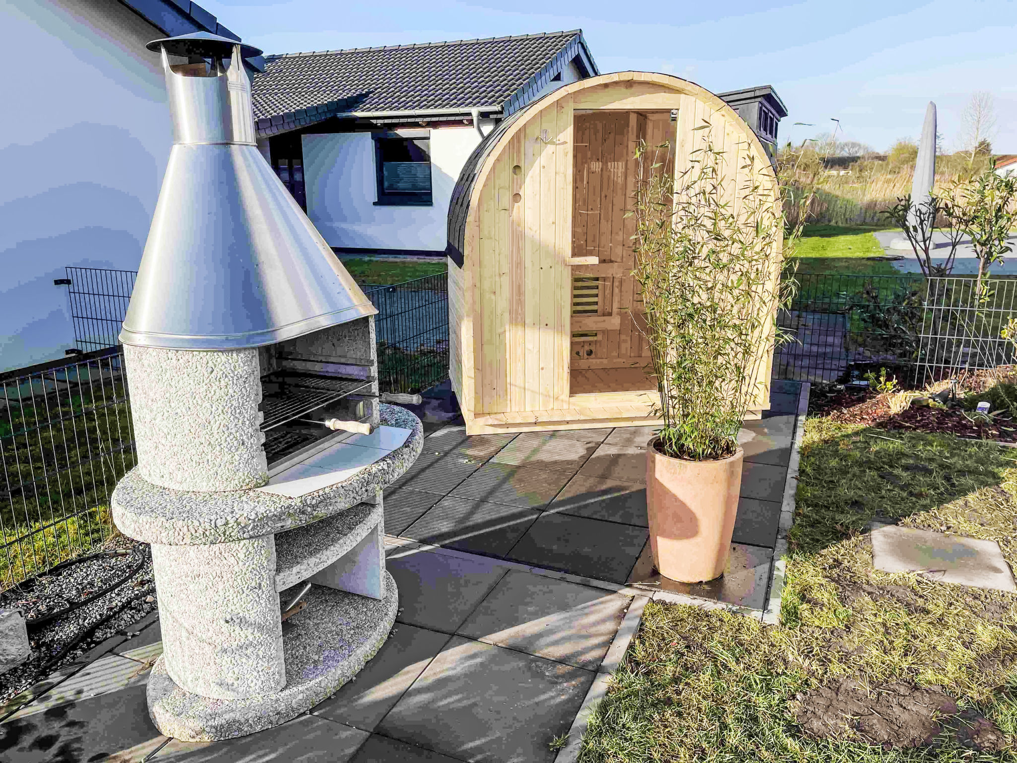 G22 Haus mit Garten, Strandkorb und Grillkamin - Outside