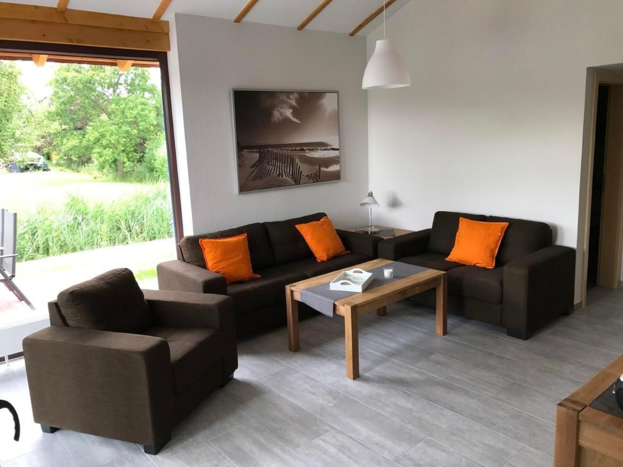 E17 Ferienhaus mit Wintergarten und Terrasse