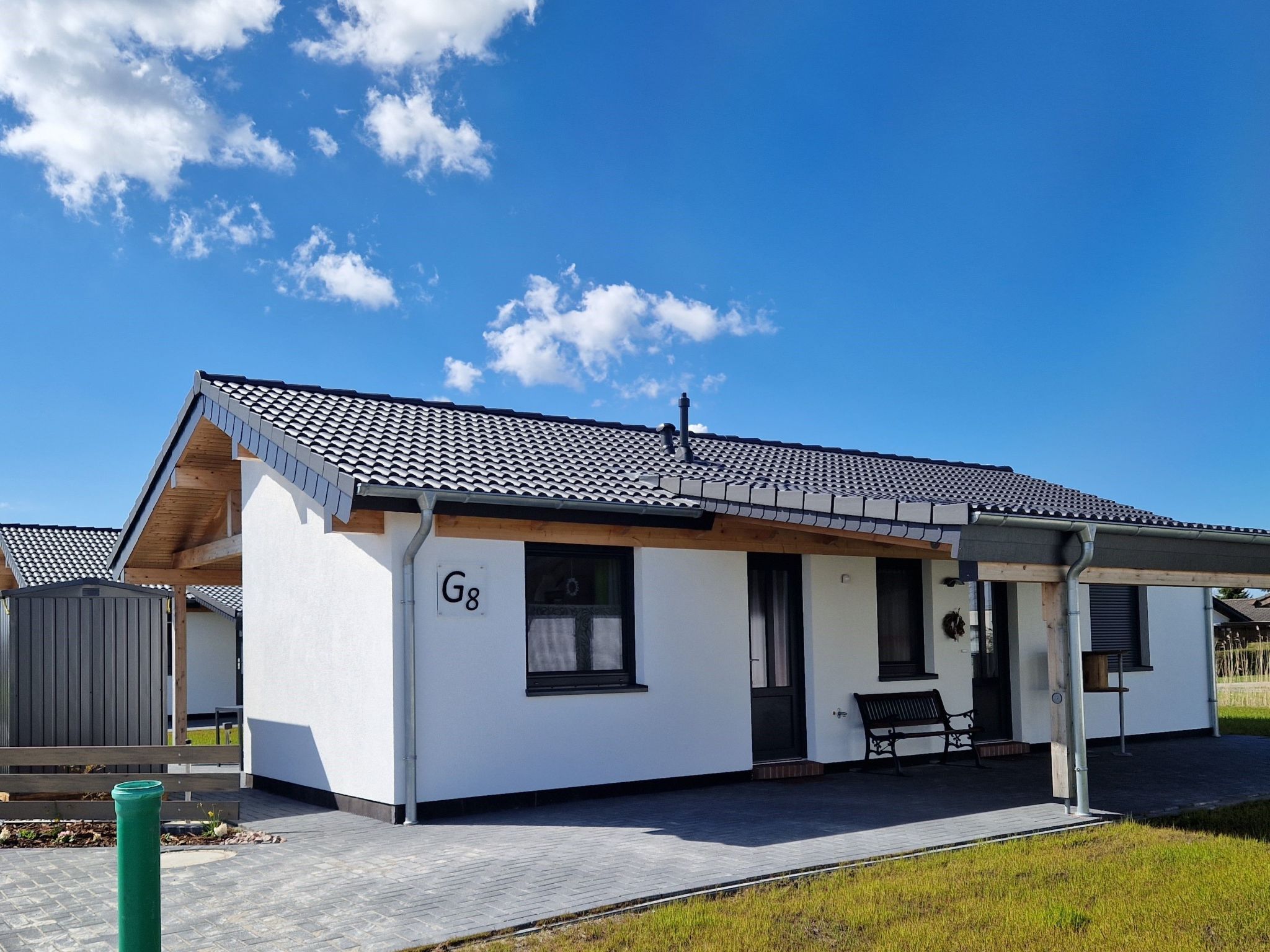 G8 freistehendes Ferienhaus mit Gartenhaus-Binnen