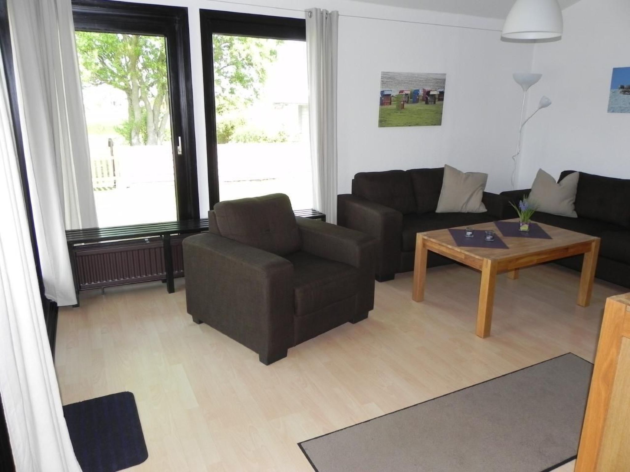 Freistehendes Ferienhaus in 2.Reihe am See-Drinnen