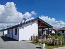Vrijstaande vakantiebungalow met eigen sauna en tuin, 400m van het strand in Burhave - thumbnail 3