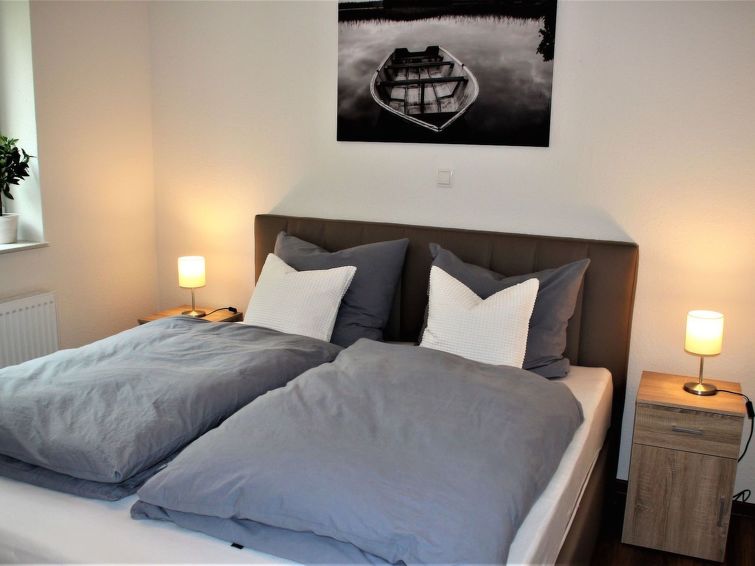 Aan het meer: Ruim appartement in Friesoythe voor 4 personen in Friesoythe
