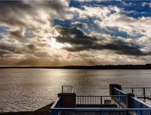 Modern appartement AAL direct aan het meer in Friesoythe - thumbnail 2