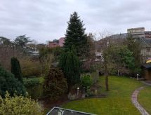 Ruim appartement met groot balkon nabij het meer in Nordenham - thumbnail 6