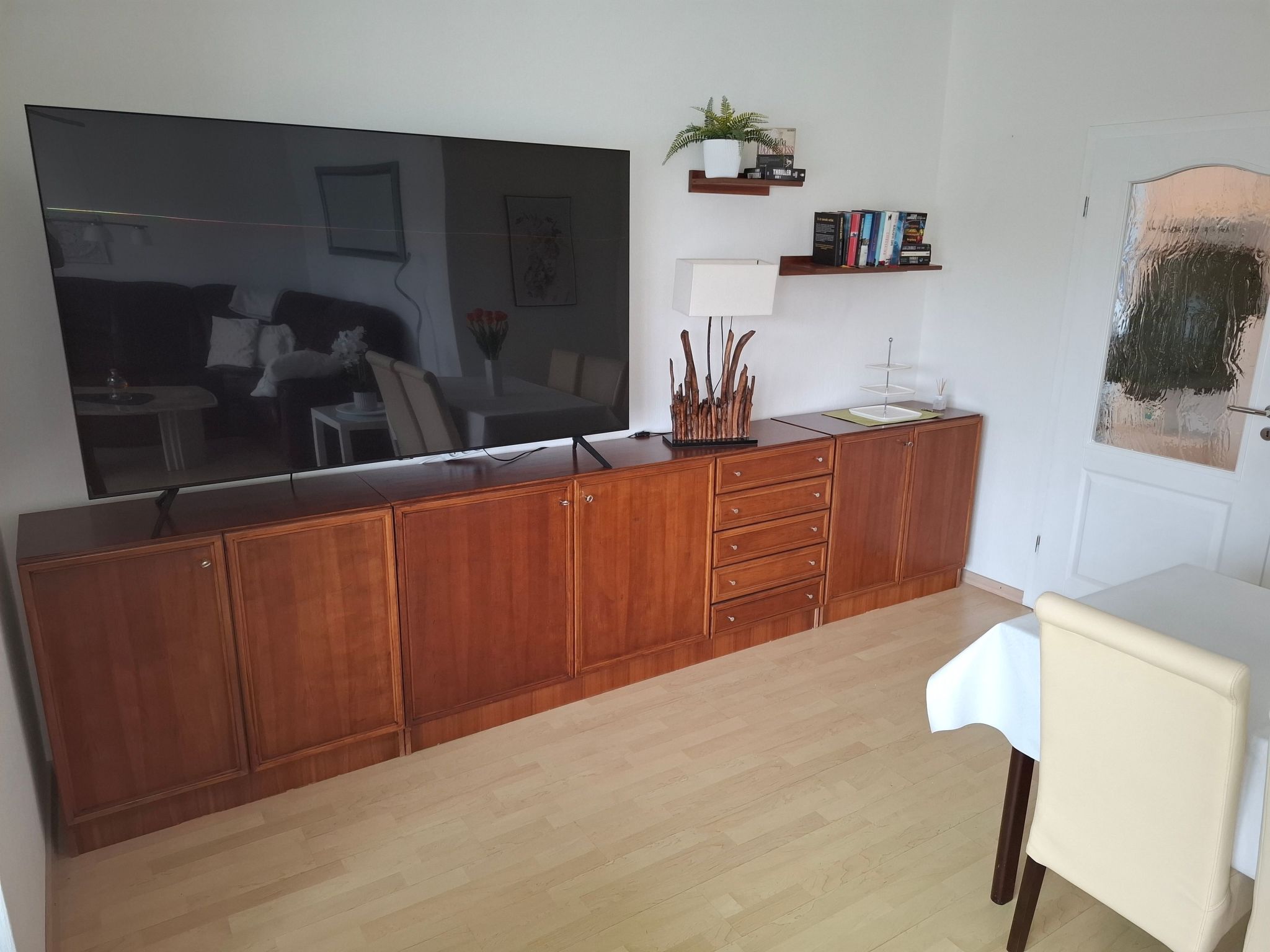 Private Ferienwohnung in Nordenham, großer Balkon-Binnen