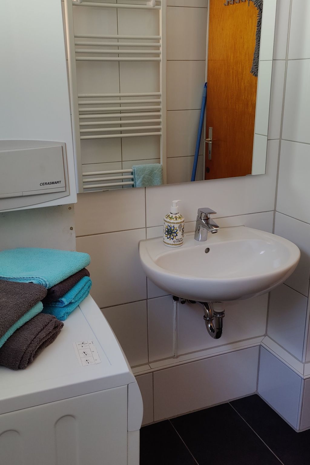 Mit Whirlpool, Sauna und Internet-Image-tags.info