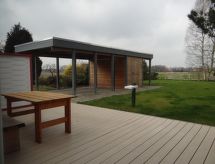 Sfeervol vrijstaand vakantiehuis bij golfbaan in Westoverledingen - thumbnail 4