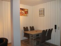 Vrijstaand vakantiehuis aan het meer in Jade, 100m van water - thumbnail 6