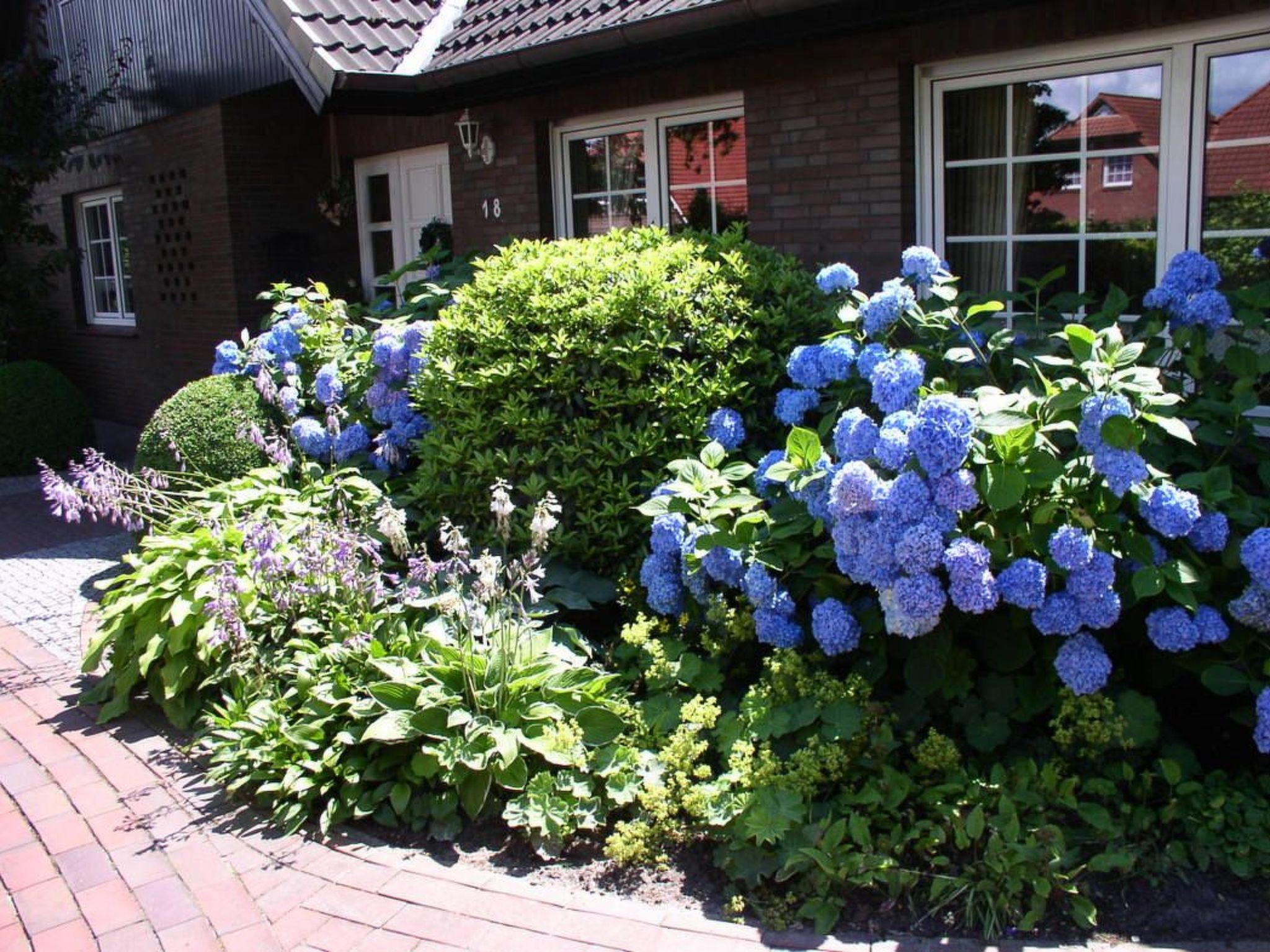 Appartement mit Wallbox-Image-tags.info