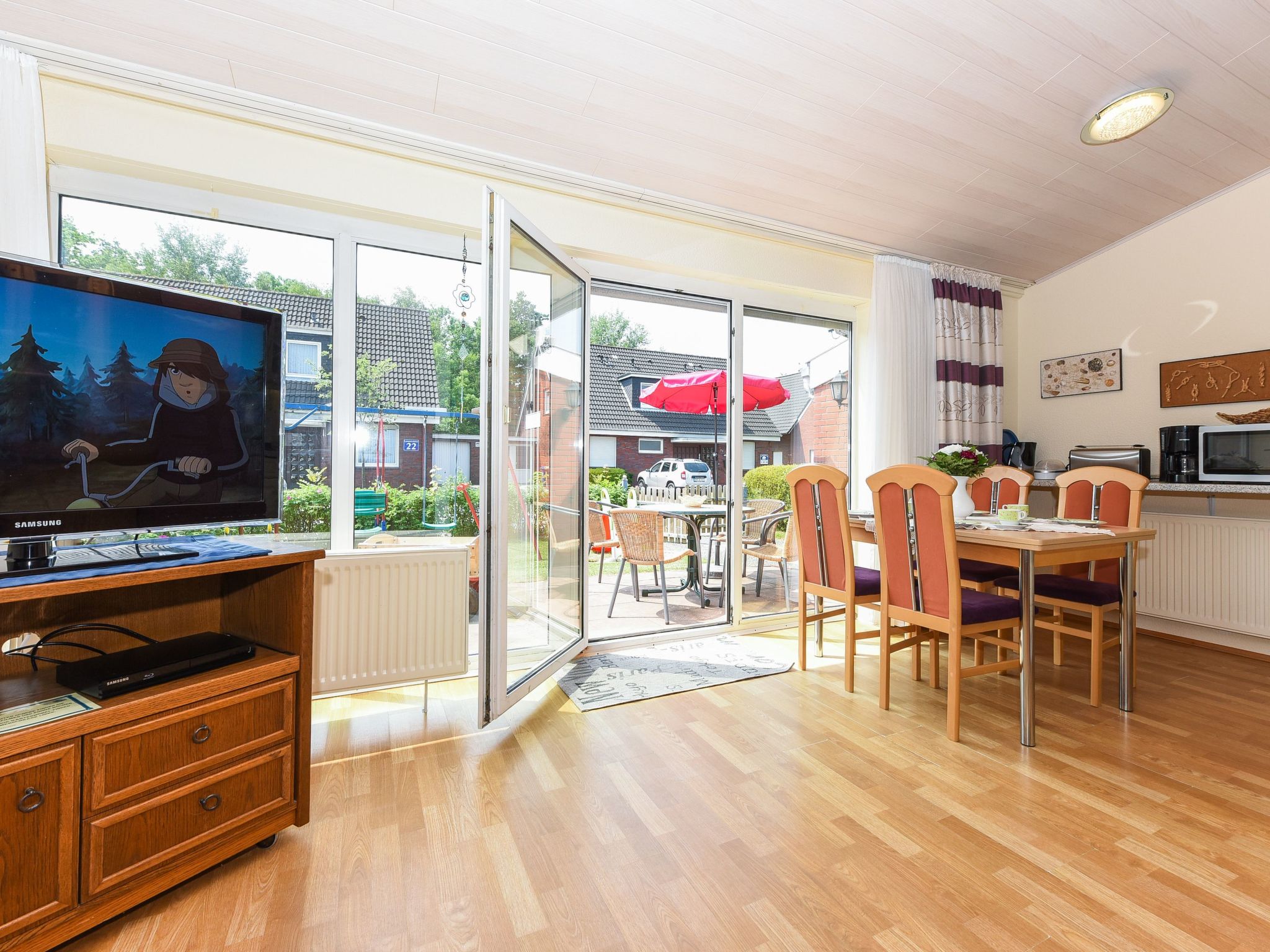 Strandnahes Ferienhaus mit Kinderspielplatz-Inside