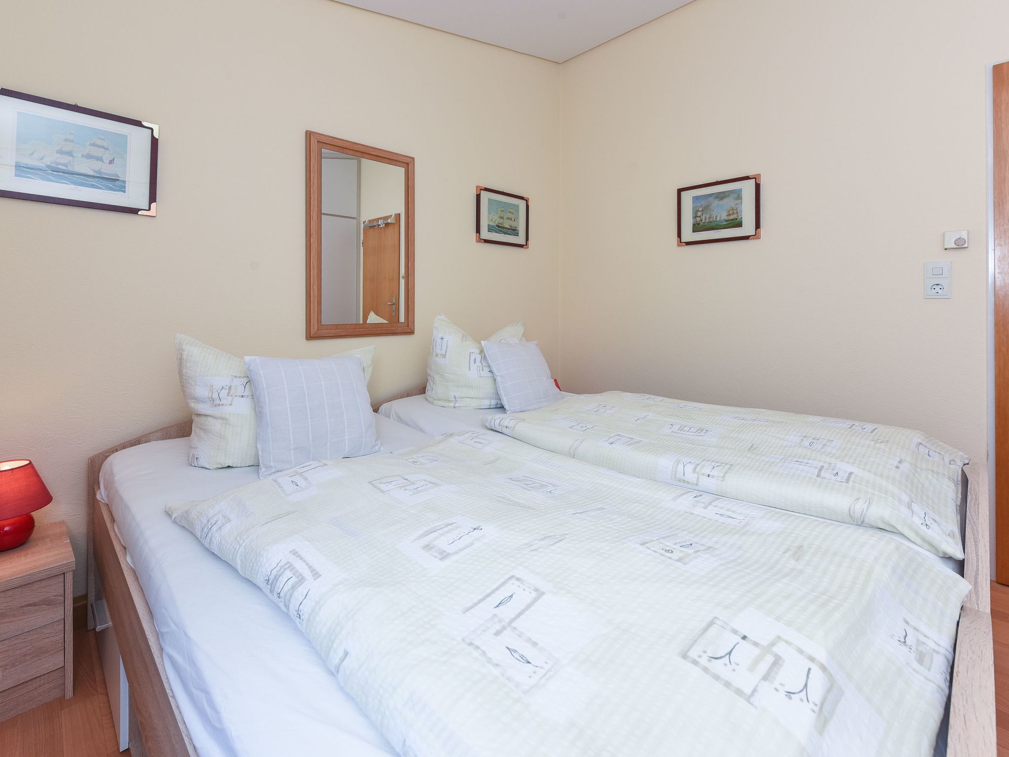 Strandnahes Ferienhaus mit Kinderspielplatz-Inside