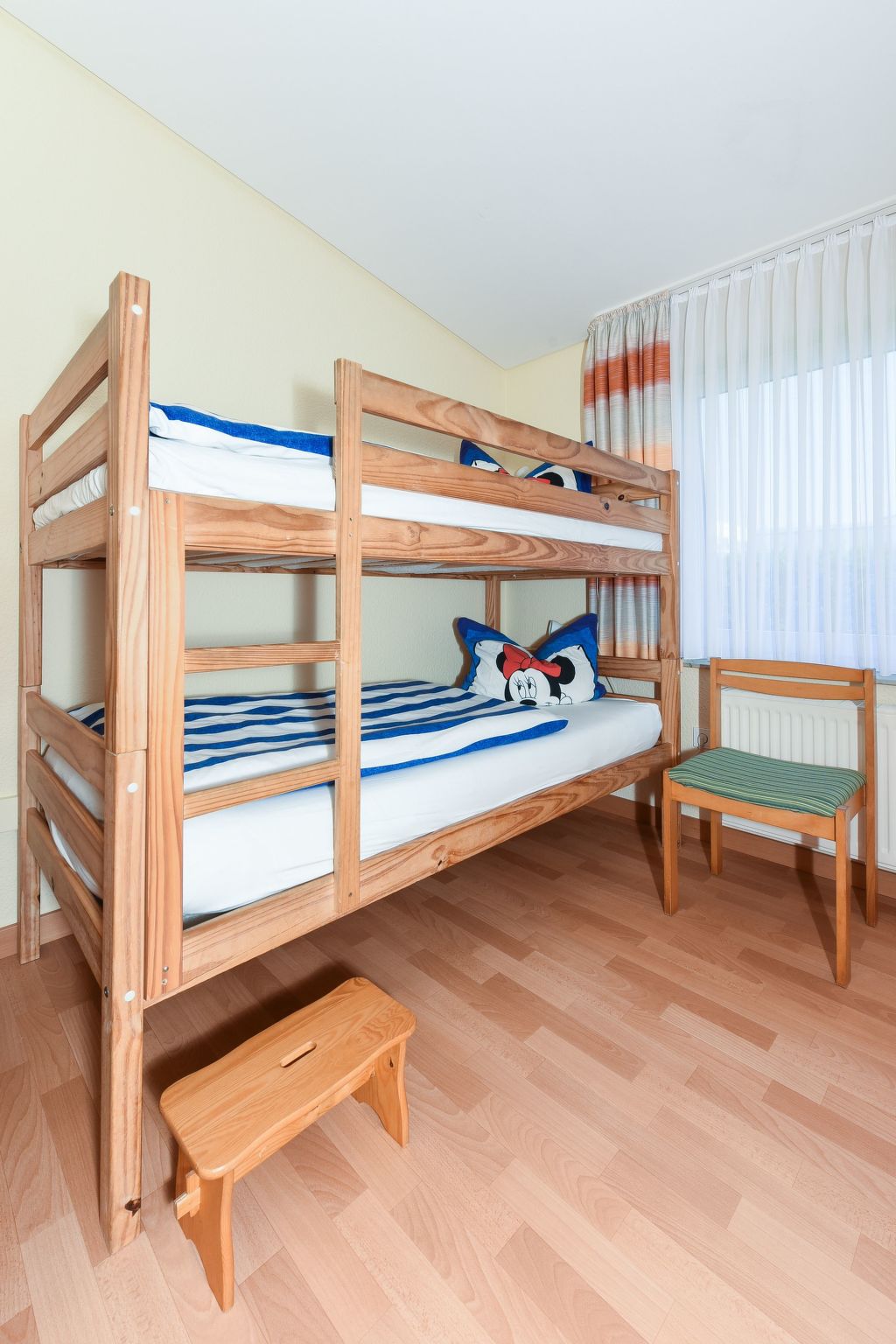 Strandnahes Ferienhaus mit Kinderspielplatz-Inside