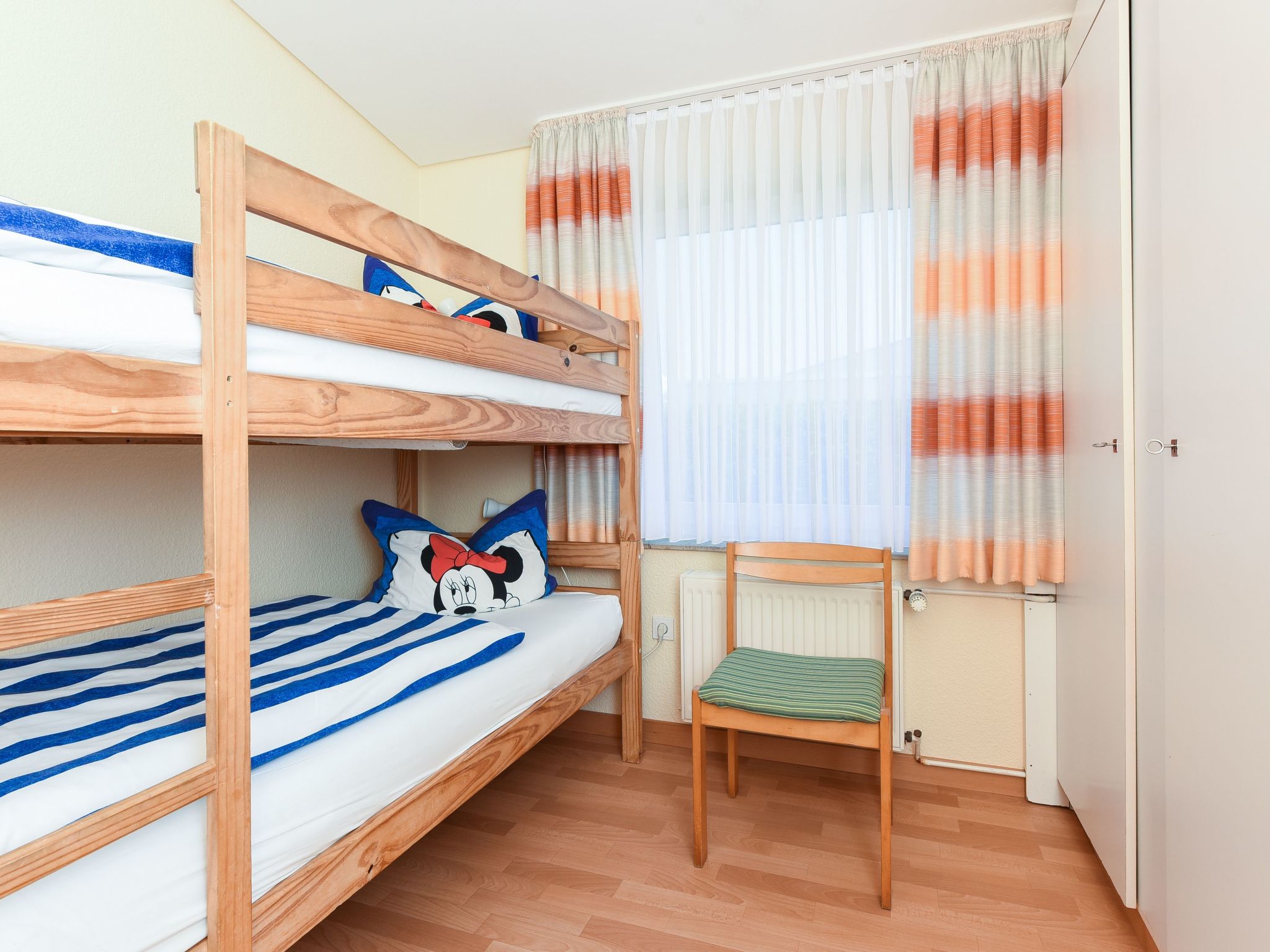 Strandnahes Ferienhaus mit Kinderspielplatz-Inside