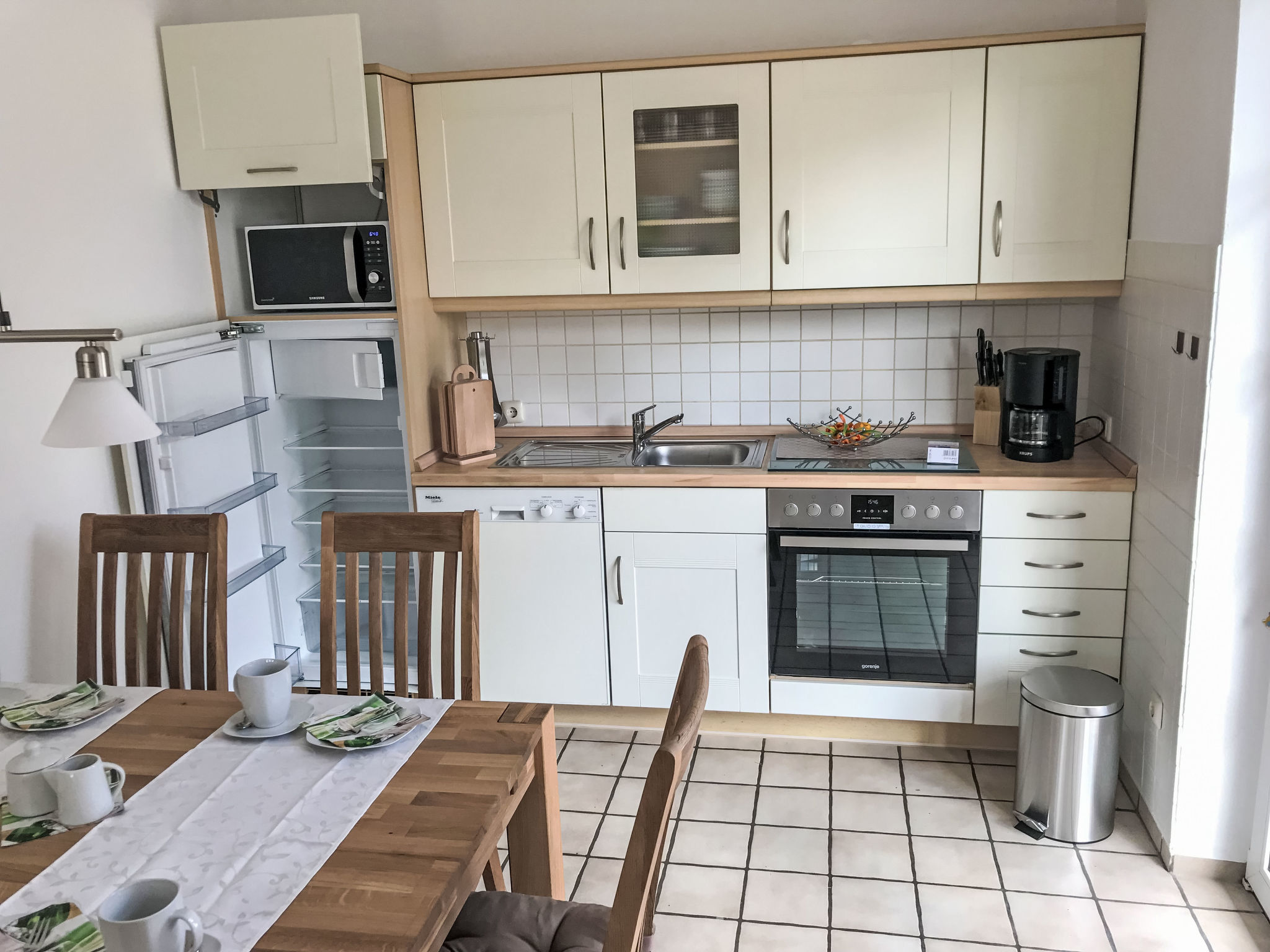 Christa (HOK110)-Binnen