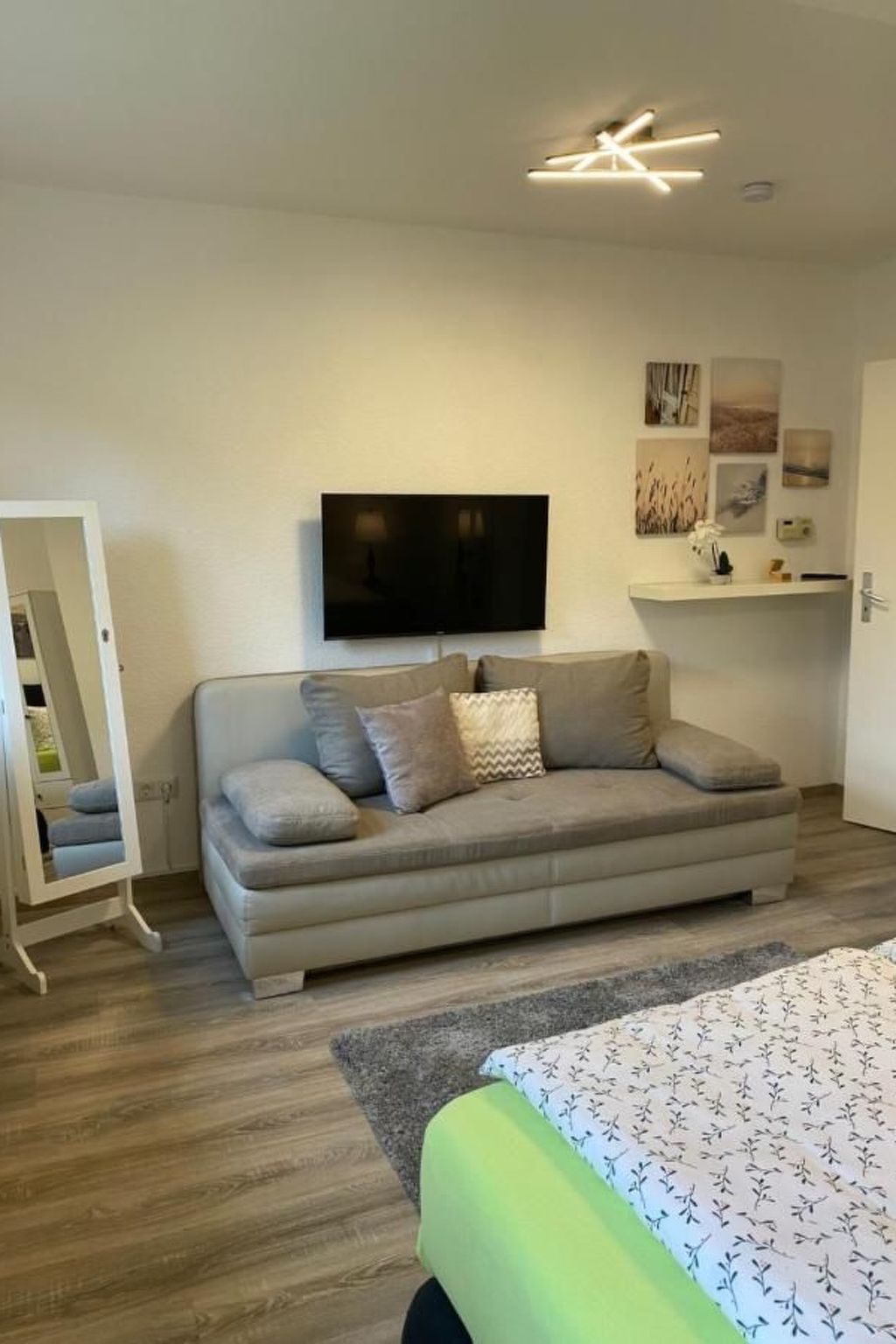 Daisys Ferienwohnung 267 Voslapp Links-Binnen