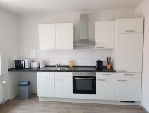 Kernsaniertes Apartment in ruhiger und zentraler Lage