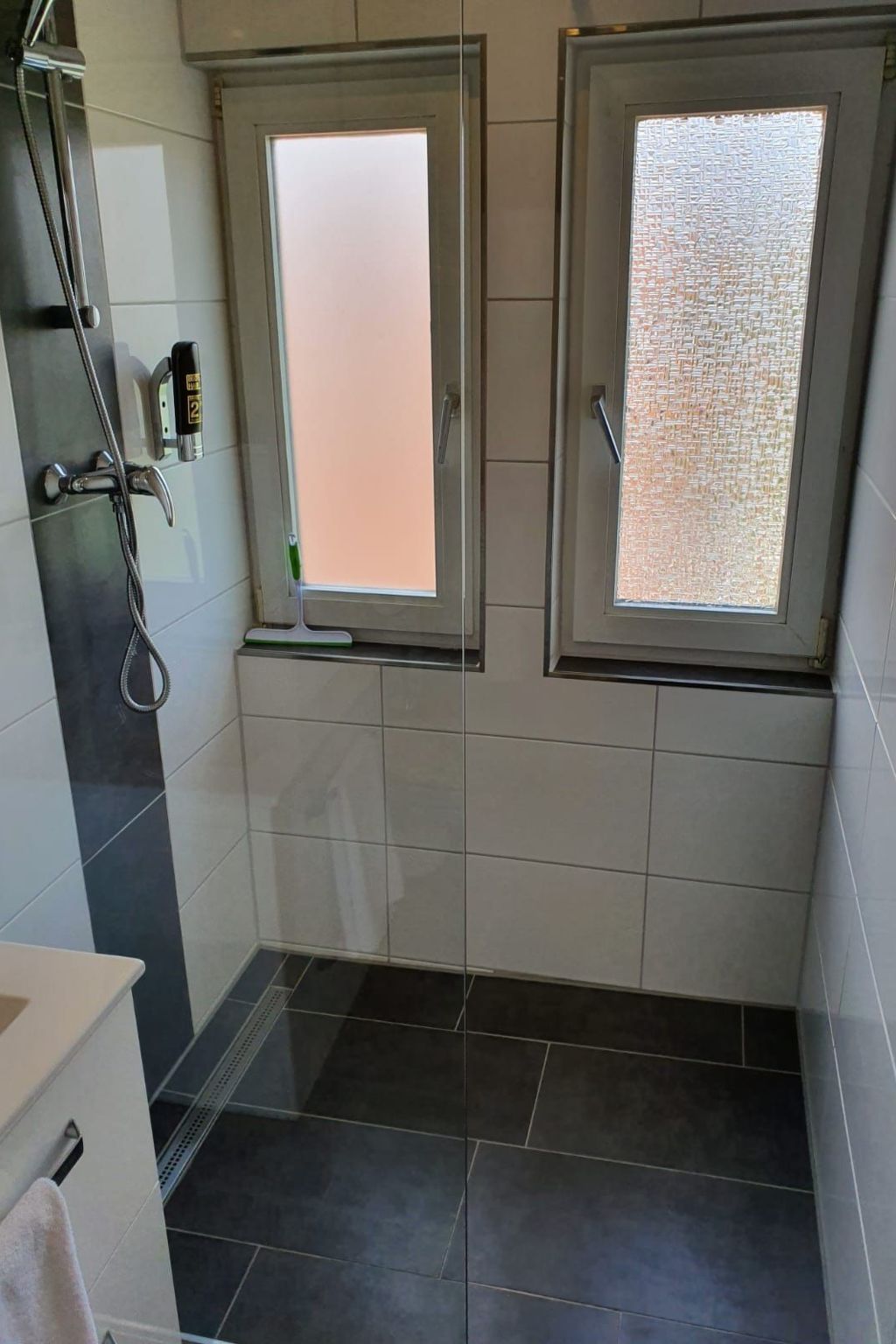 Kernsaniertes Apartment in ruhiger und zentraler Lage-Image-tags.info