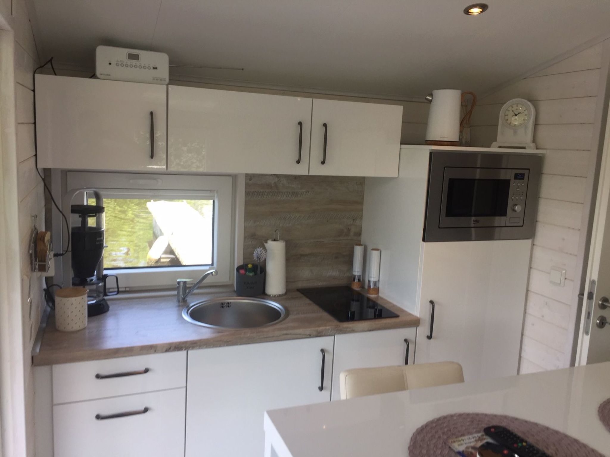 Hausboot KHT 1 Lacet mit Elektrokamin im Salon, 1 Schlafraum, Küche, Duschbad m-Image-tags.info